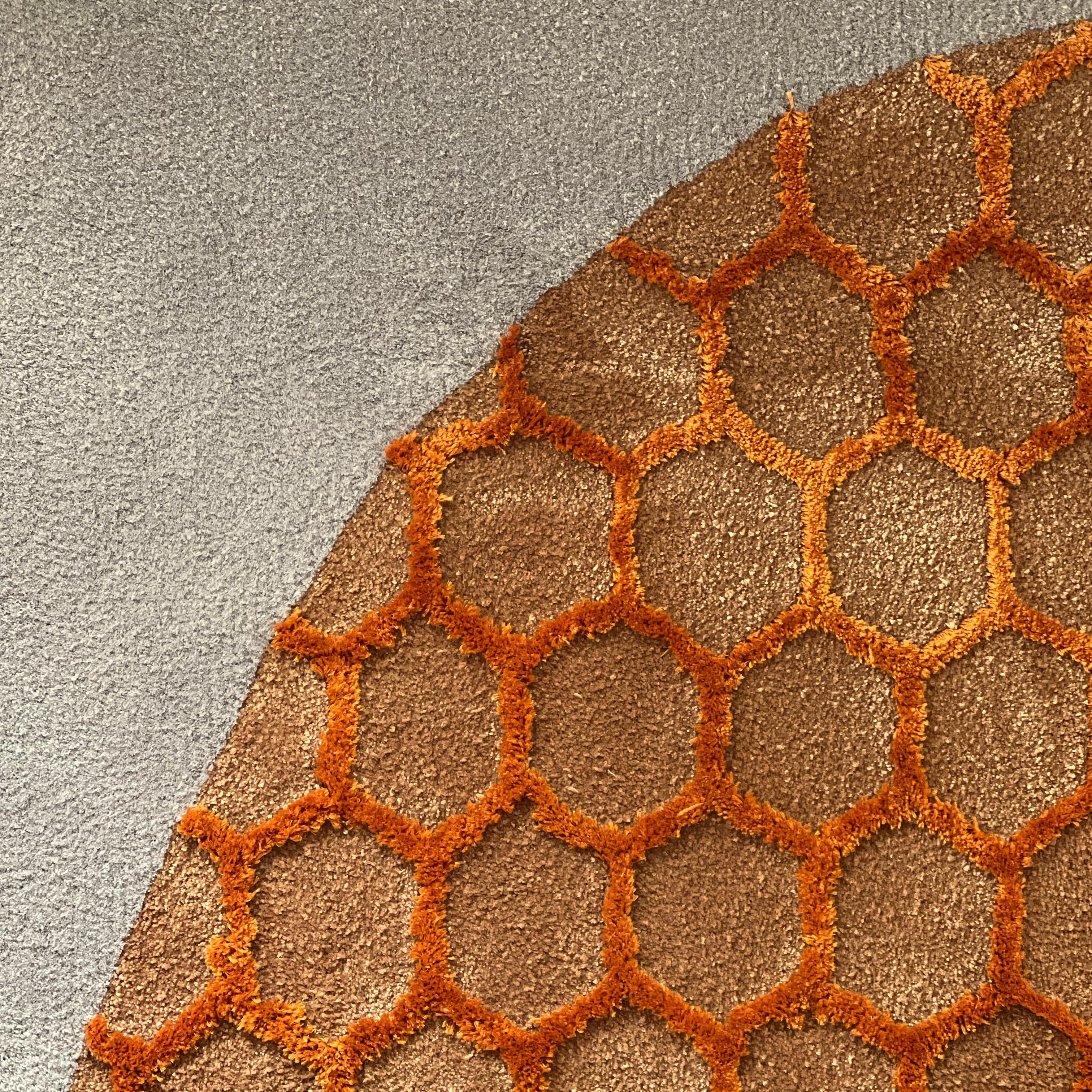 21st Century Rug, Weightlessness I Orange In New Condition For Sale In Carouge, GE