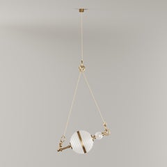 Saturn-Pendelleuchte, 21. Jahrhundert, aus gebürstetem Messing, hergestellt in Portugal von Creativemary
