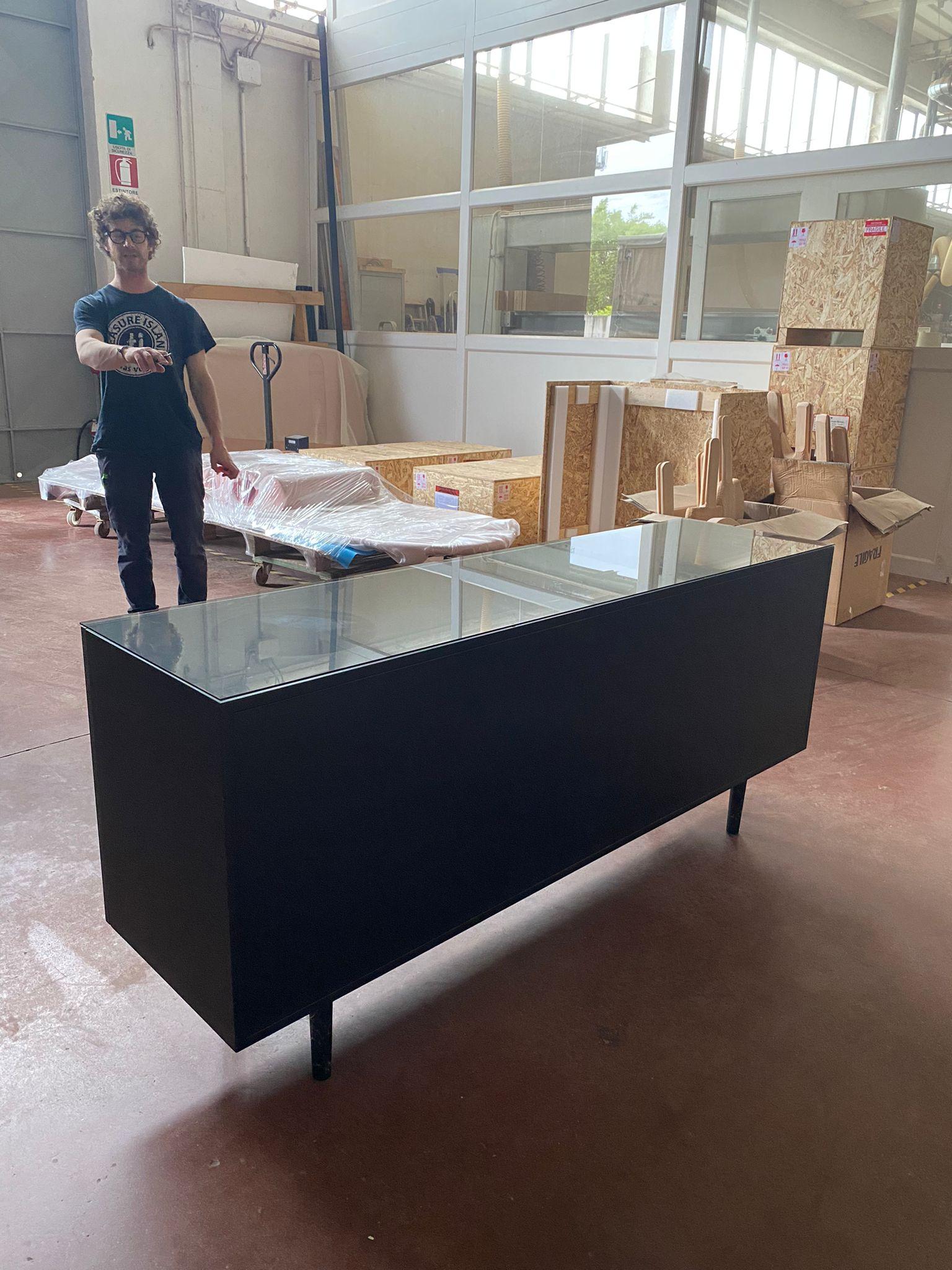 21st Century Scapin Collezioni Side Board Mat Lacquer MDF Wooden Inlay Glass Top In New Condition In Tezze sul Brenta, IT
