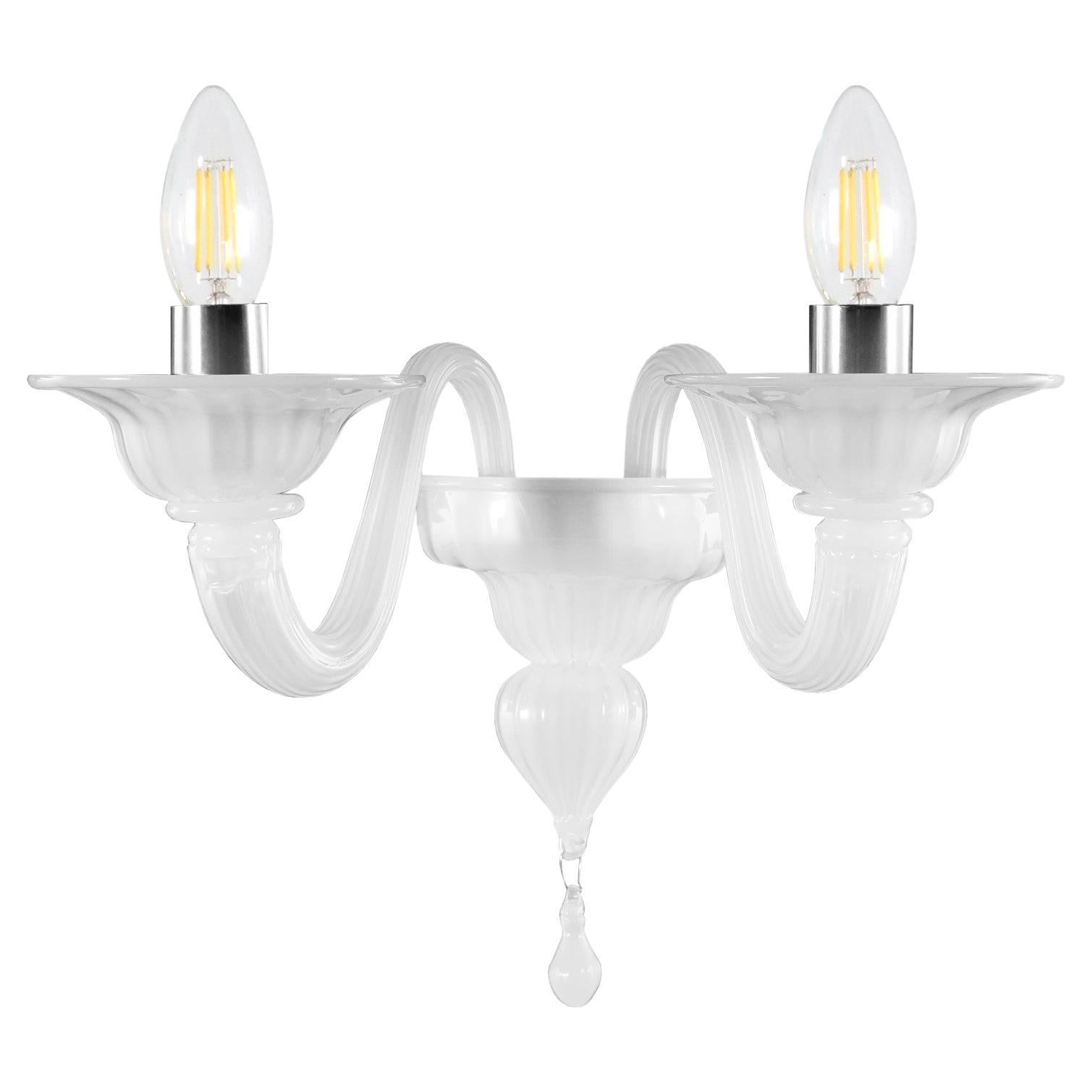 21st Century Sconce 2 Arms white silk Murano Glass Simplicissimus by Multiforme For Sale