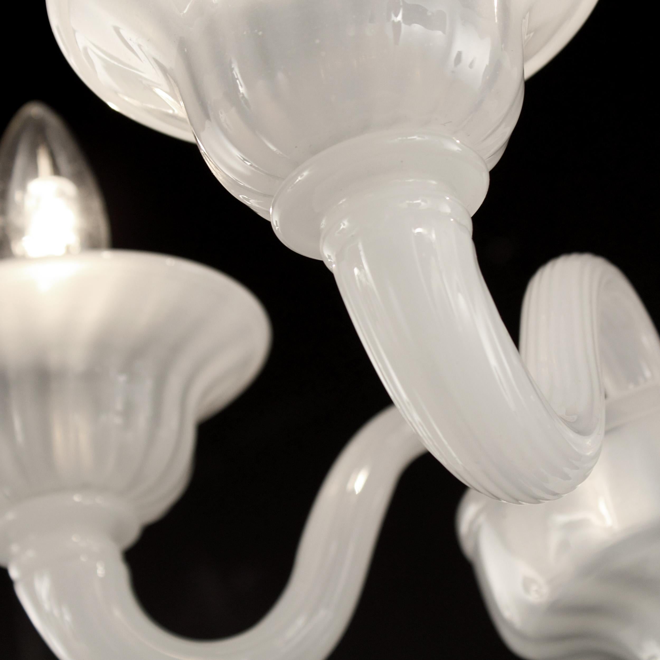 Contemporary 21st Century Sconce 3 Arms White Silk Murano Glass by Multiforme in Stock For Sale