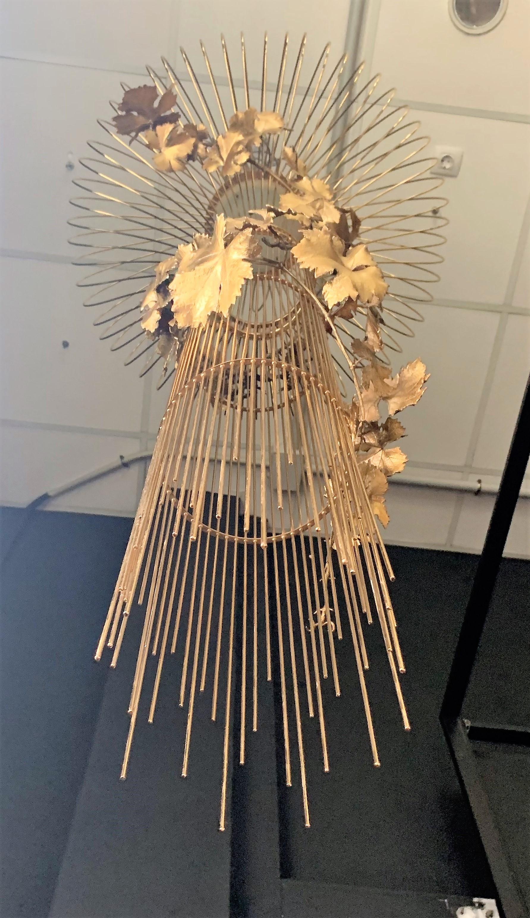 21st Century Sculptural Modern Handmade Led Chandelier in Brass and Lost Wax In Excellent Condition For Sale In Miami, FL