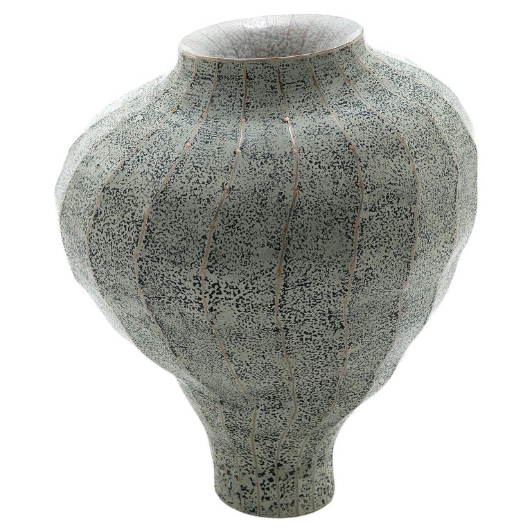 21st Century Sculptural Vase "Transition Sign" by Jaiik Lee Copper Vessels For Sale