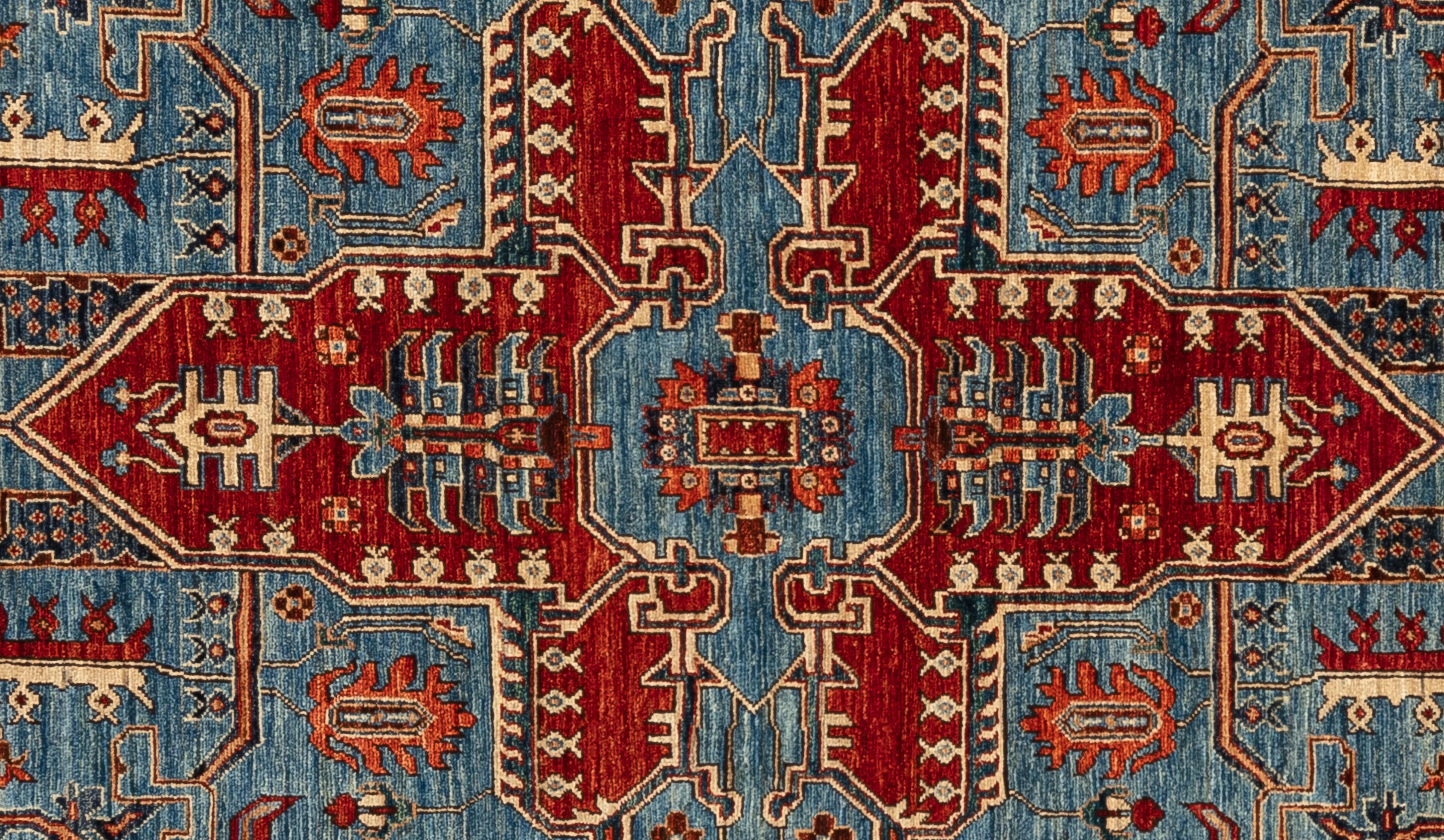 Date un capricho de elegancia atemporal con esta exquisita alfombra Serapi. Hecho a mano con intrincados motivos y vibrantes matices, irradia calidez y sofisticación. Tejida a mano por maestros tejedores y fabricada con lana 100%, su textura