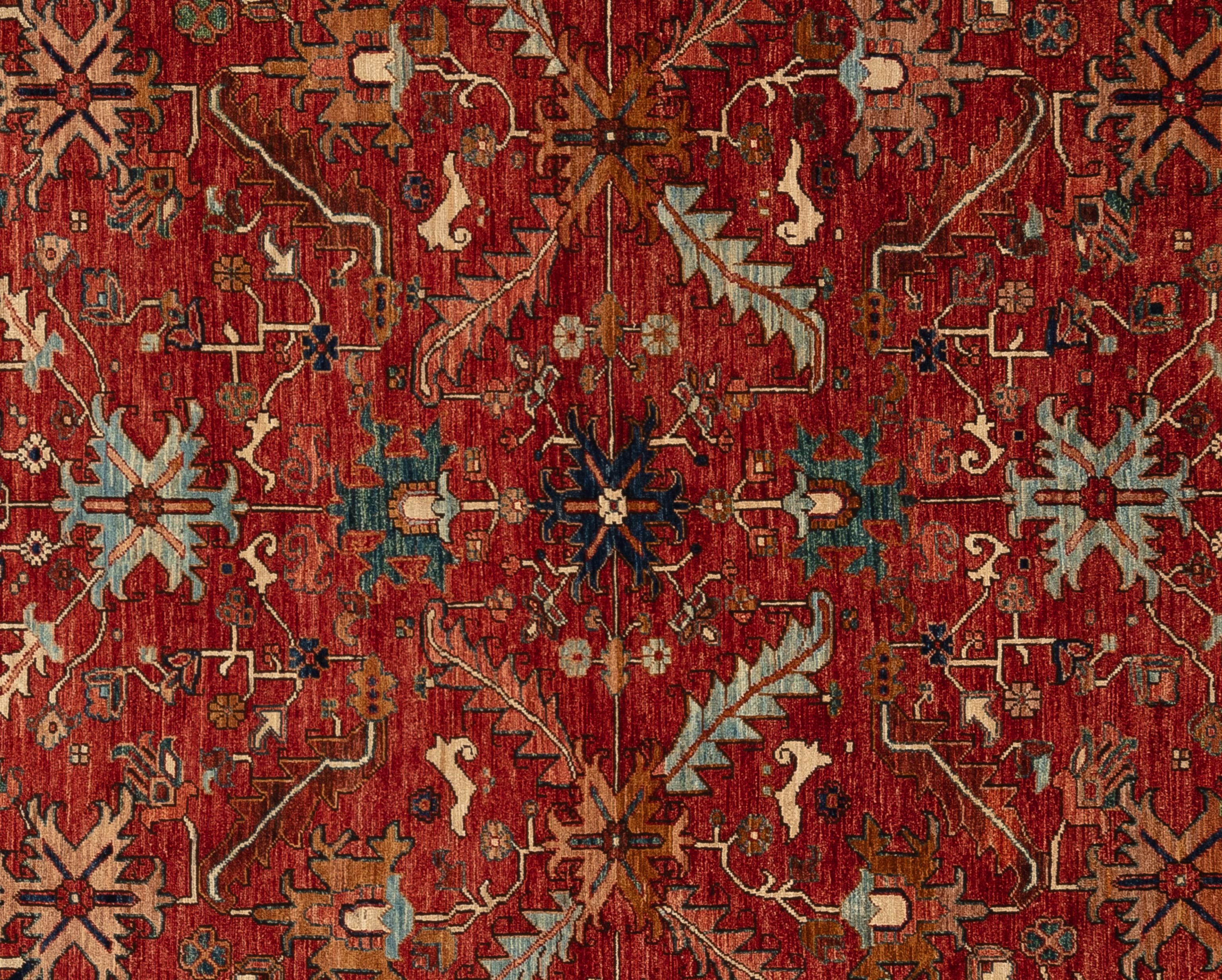 Offrez-vous une élégance intemporelle avec ce tapis Serapi exquis. Fabriqué à la main avec des motifs complexes et des teintes vibrantes, il respire la chaleur et la sophistication. Tissé à la main par des maîtres tisserands et composé à 100 % de