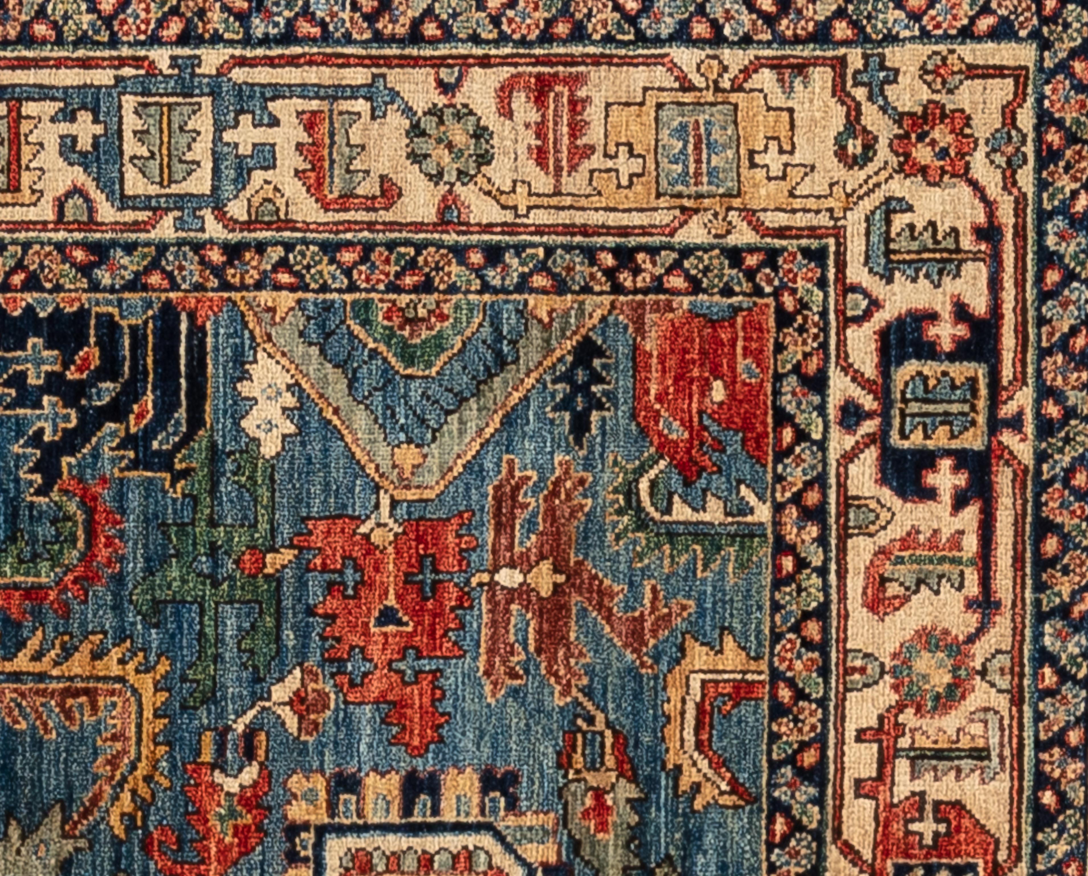 Hand-Woven 21st Century Serapi For Sale