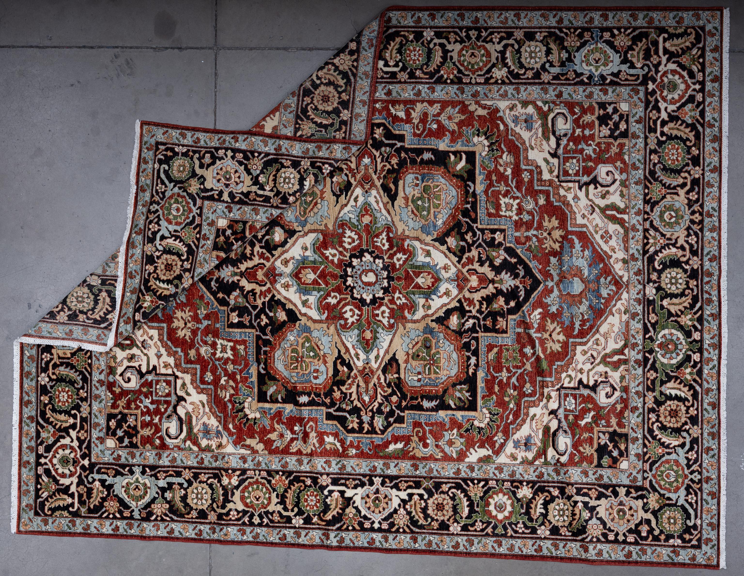 Hand-Woven 21st Century Serapi For Sale