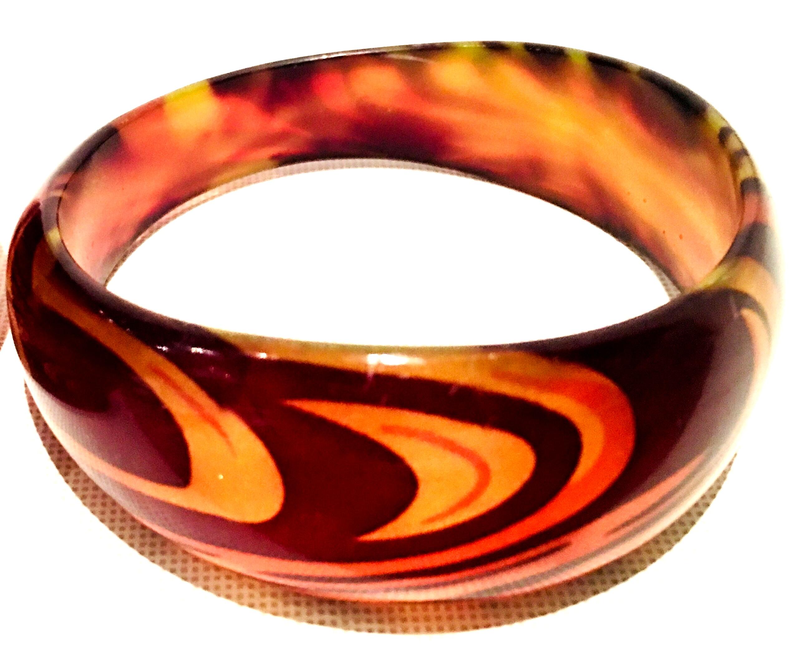 21st Century Set Of Two Lucite Metallic Feather Print Bangle Bracelets For Sale 1