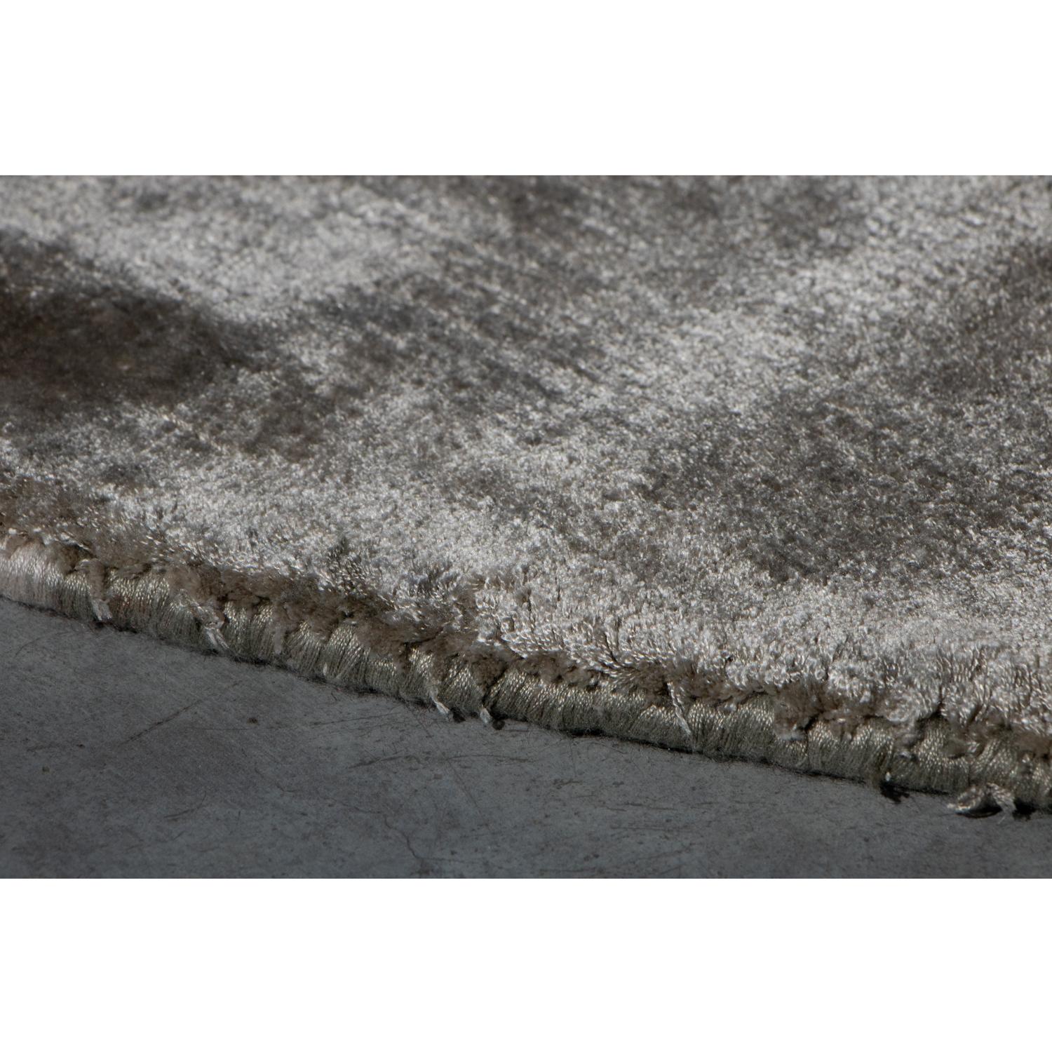 21st century Shimmering Round Luxury Bronze Ecru Rug by Deanna Comellini Ø 200cm In New Condition For Sale In Bologna, IT