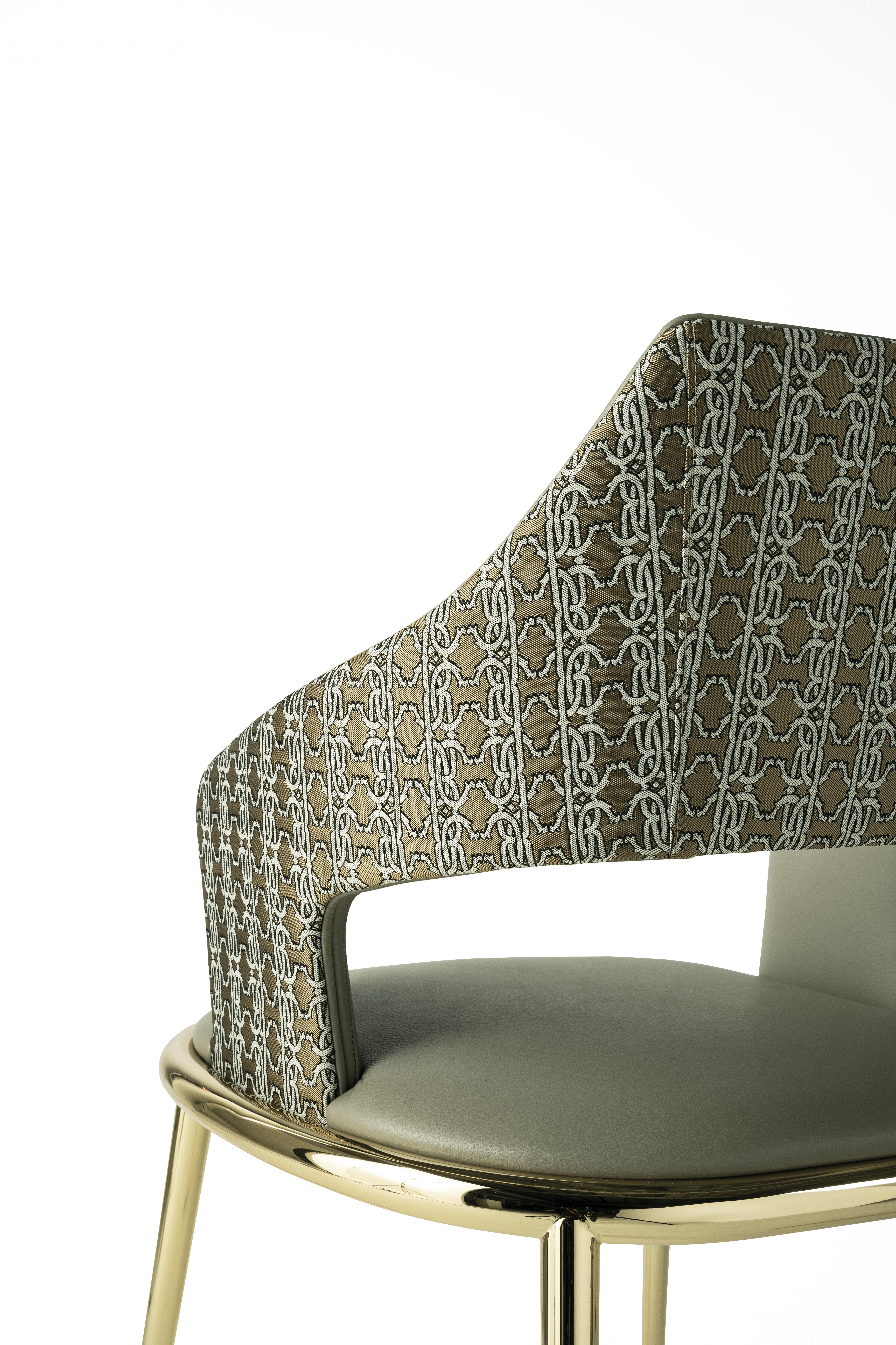 21st Century Shira Chair in Leather by Roberto Cavalli Home Interiors For Sale 1