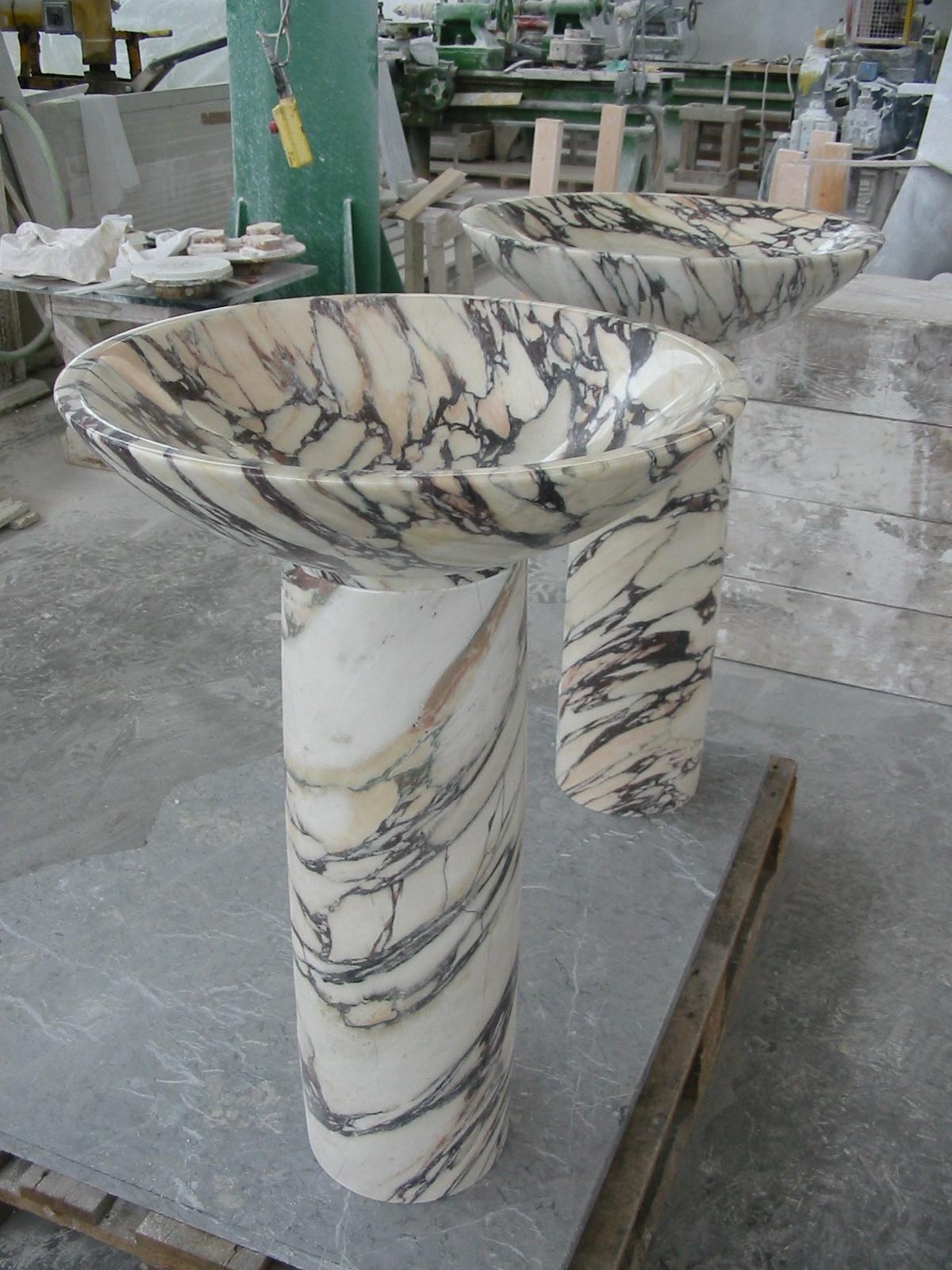 21st Century Single Consolle Marble Bathroom Washbasin by Arch. Mario Bellini In New Condition For Sale In massa, IT