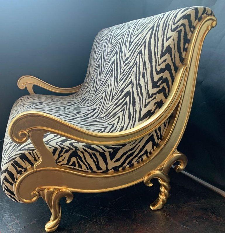 French 21st Century Slick Living Room Set For Sale