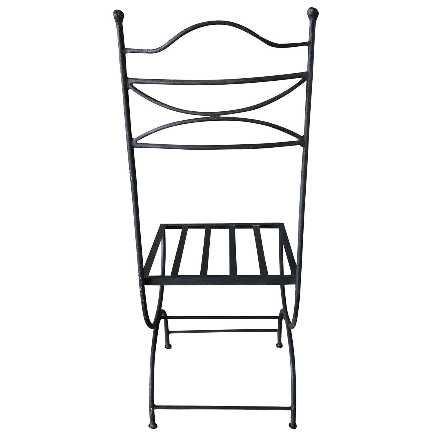 Ensemble de dix chaises d'appoint en fer, Espagne, 21e siècle Bon état - En vente à West Palm Beach, FL