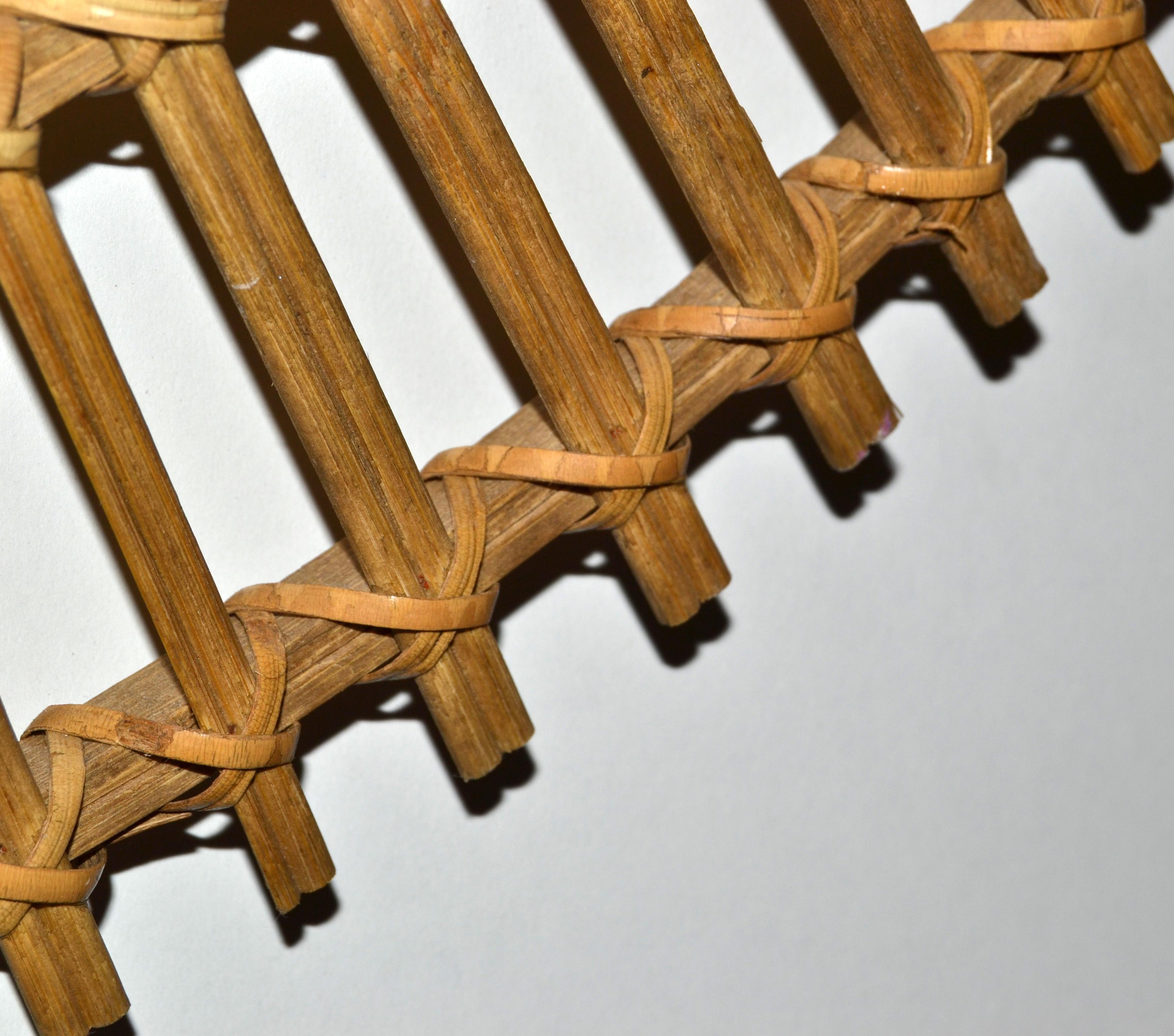 21st Century Split Reed Caning Runde große Sunburst Wandspiegel Organic Modern im Angebot 2