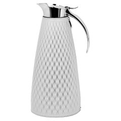 21e siècle Carafe thermique en acier avec couvercle gris écrasé à la main en Italie