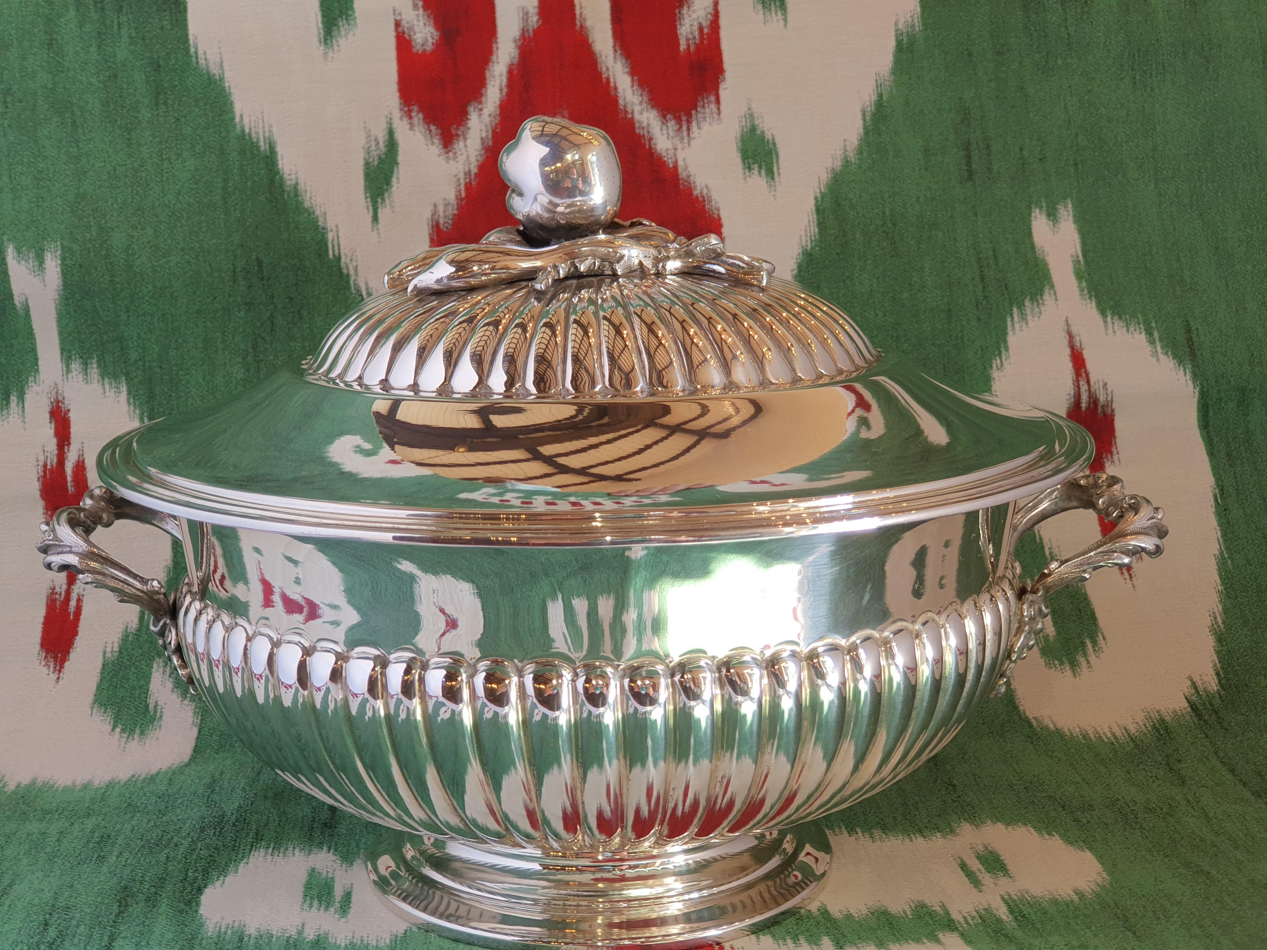 21st Century Sterling Silver Soup Tureen, Italy, 2001 For Sale 1