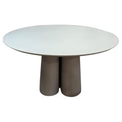 Runder Esstisch aus Beton mit pulverbeschichtetem Zement, Studio Irvine Concrete, 21. Jahrhundert, D123 cm