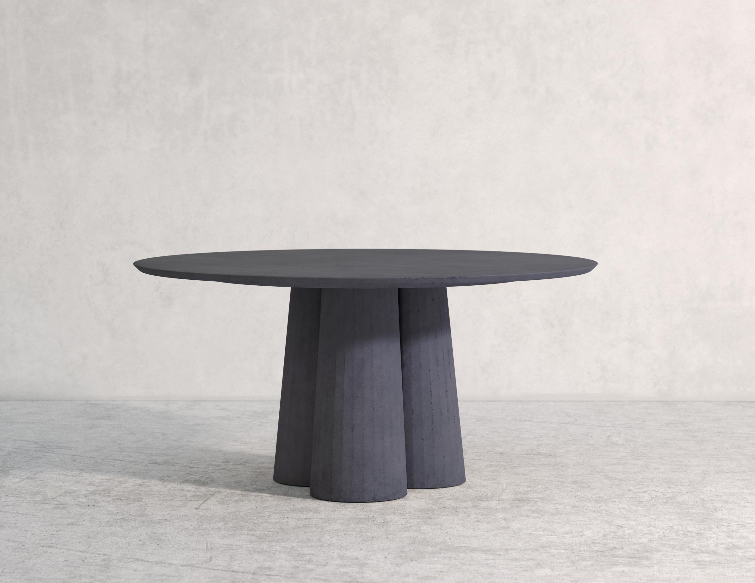 Table de salle à manger circulaire du 21e siècle Studio Irvine en béton argenté cimenté fait à la main en vente 3