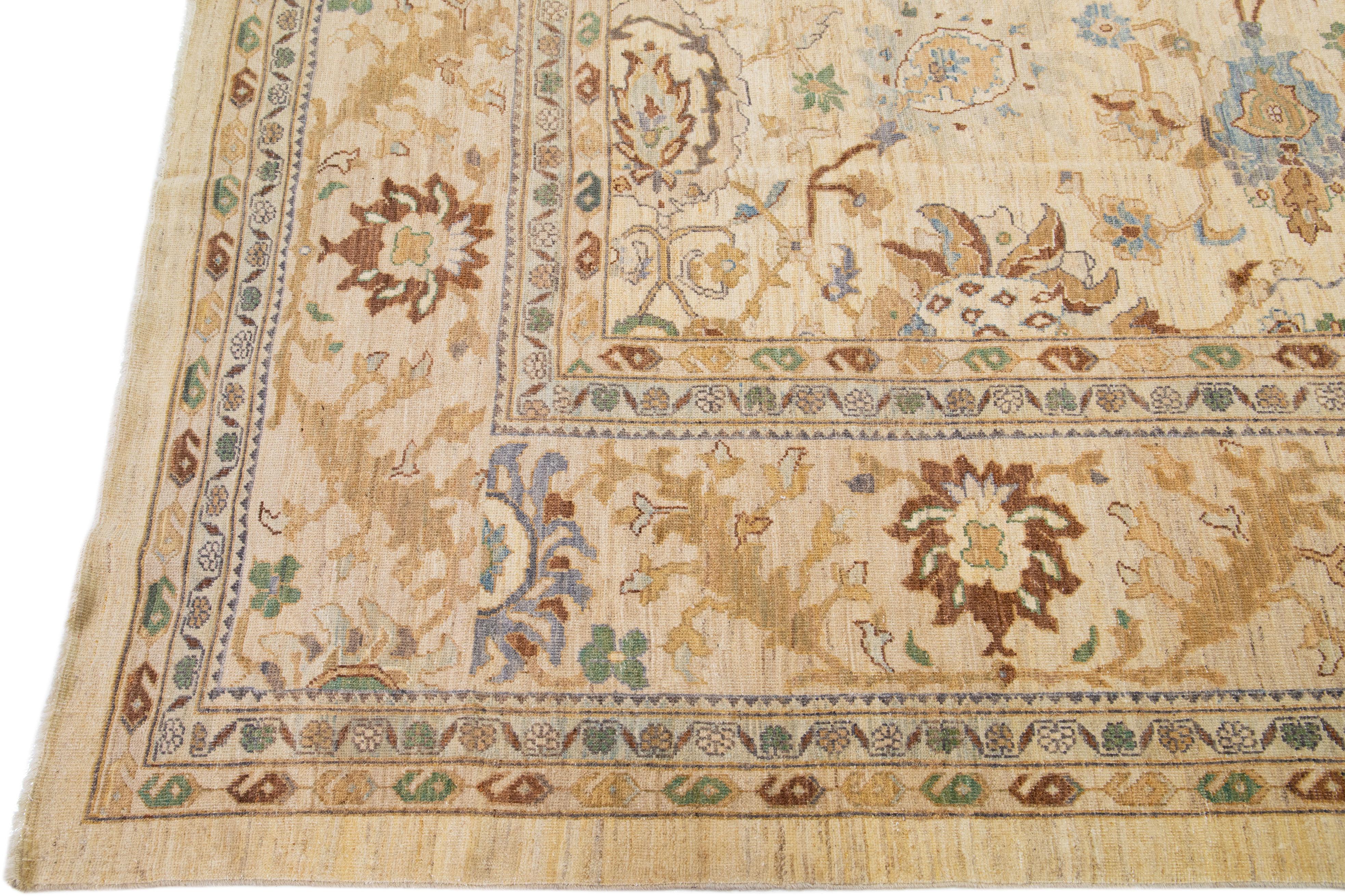 Contemporary 21st Century Sultanabad Beige Handmade Persian Wool Rug with Floral Motif For Sale
