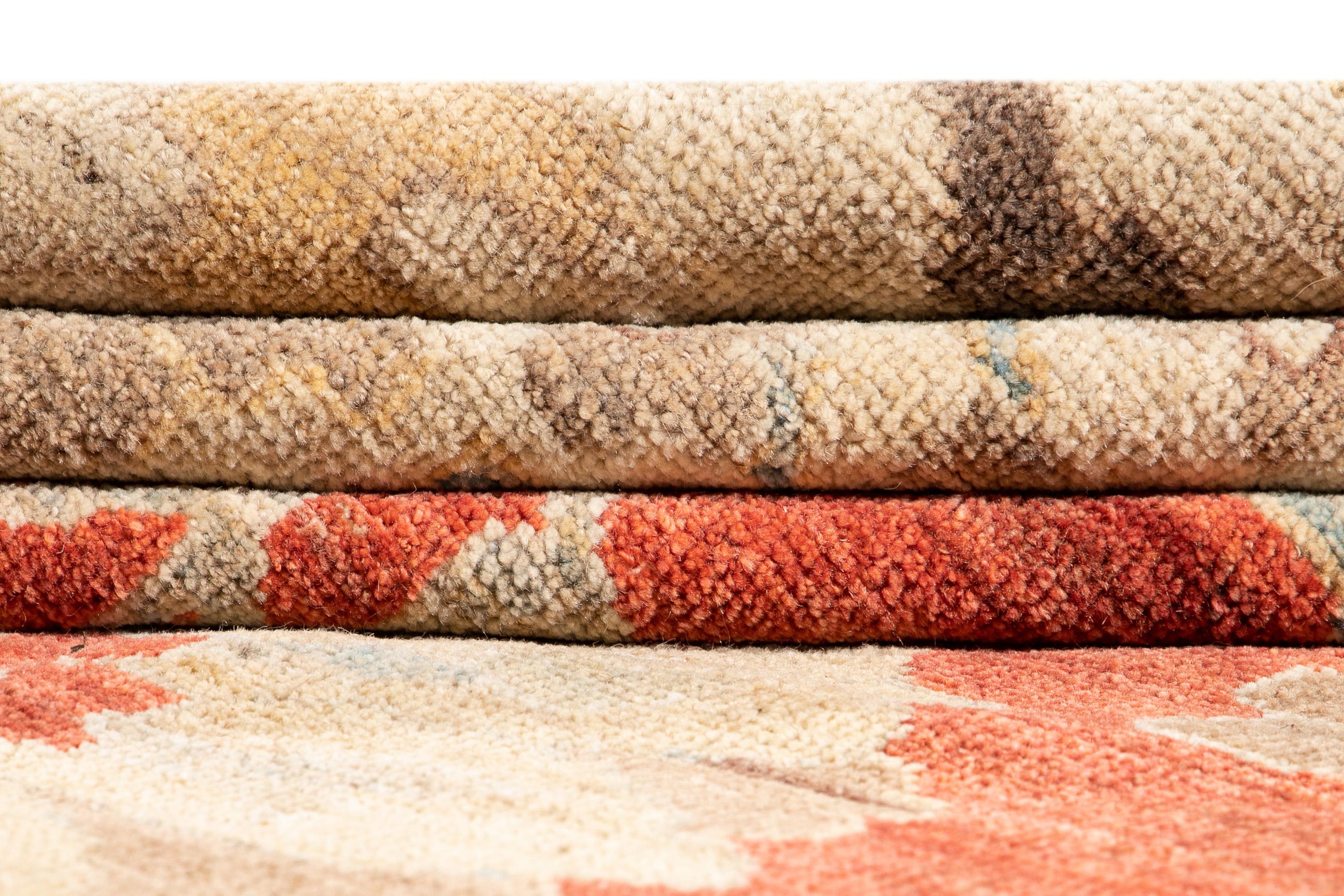 21st Century Sultanabad Contemporary wool Rug For Sale 6