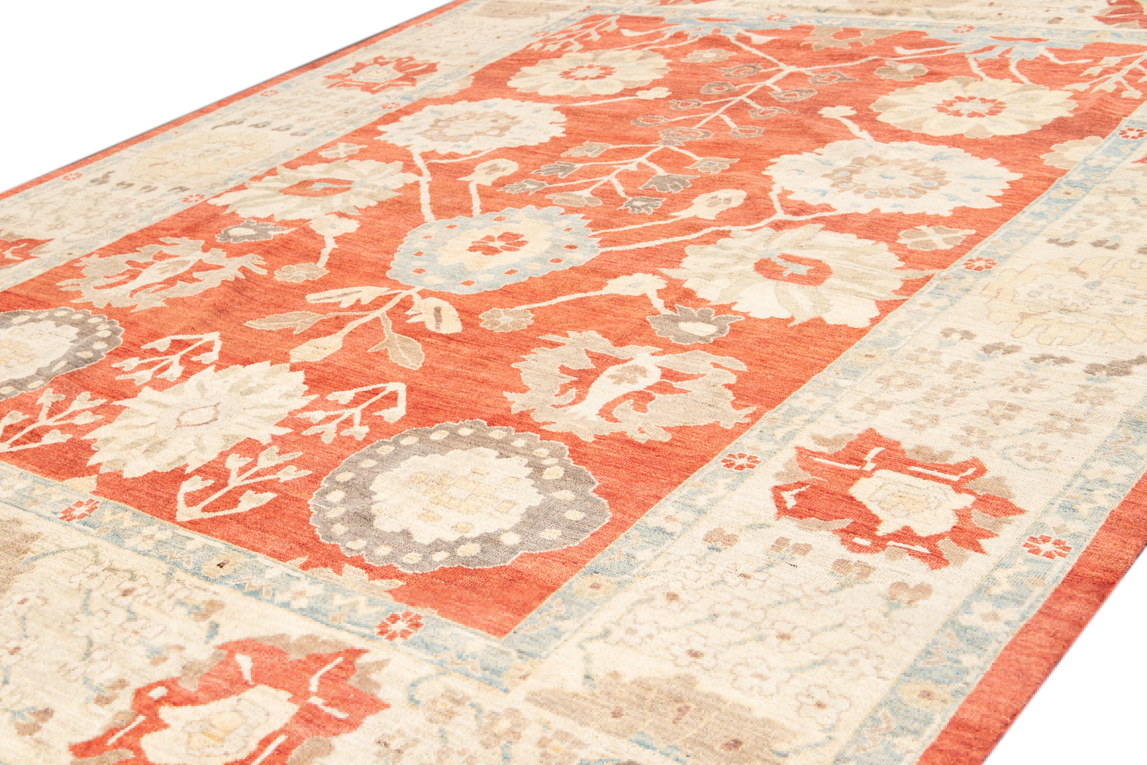 21st Century Sultanabad Contemporary wool Rug For Sale 1