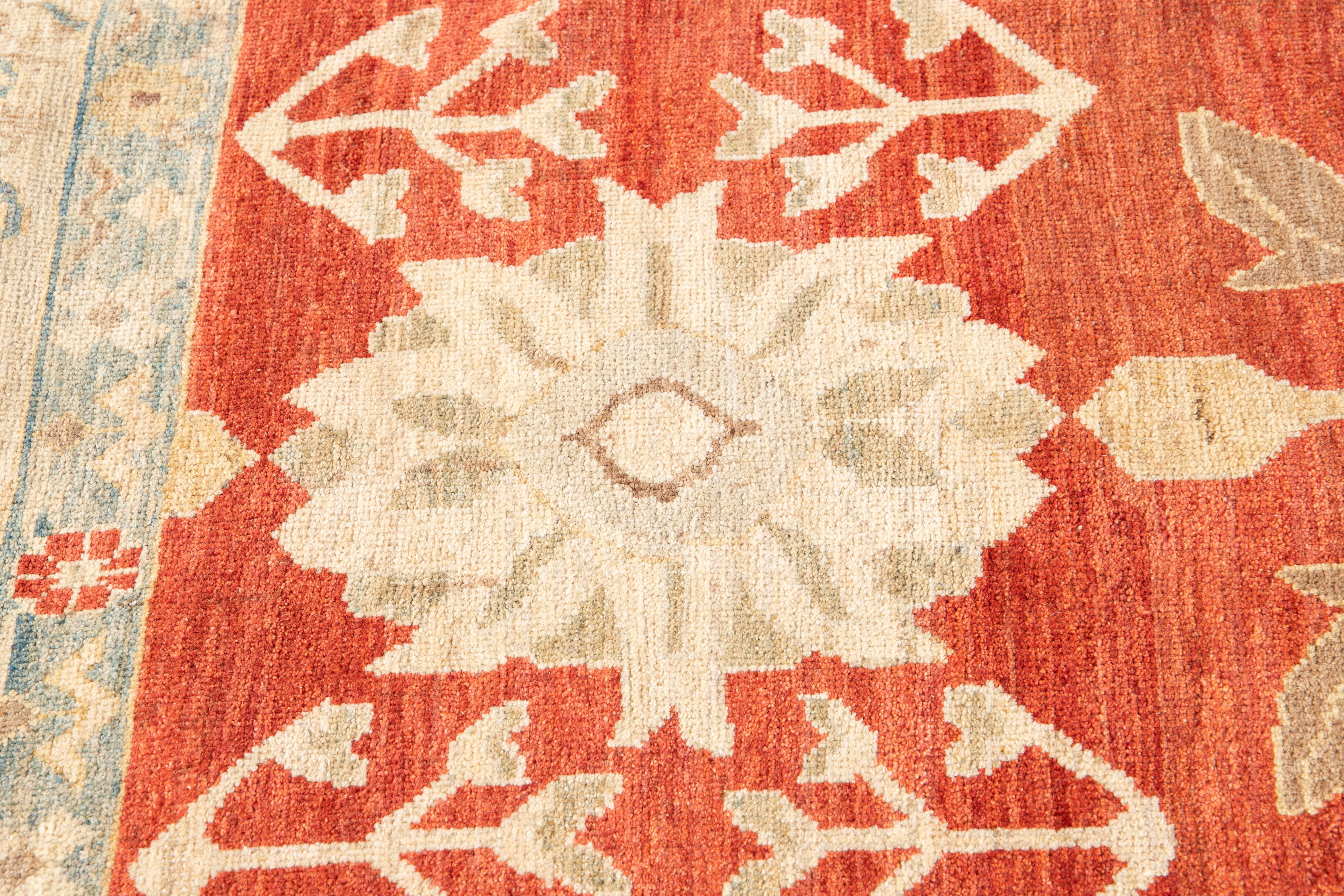 21st Century Sultanabad Contemporary wool Rug For Sale 3