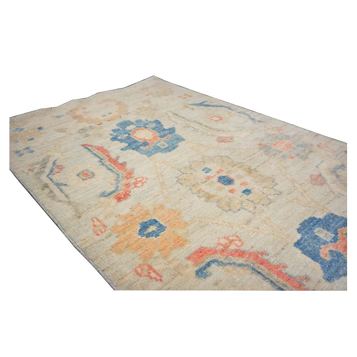 21st Century Sultanabad Master 3x6 Light Blue & Multi Color Runner Rugs fatto a mano in vendita 2