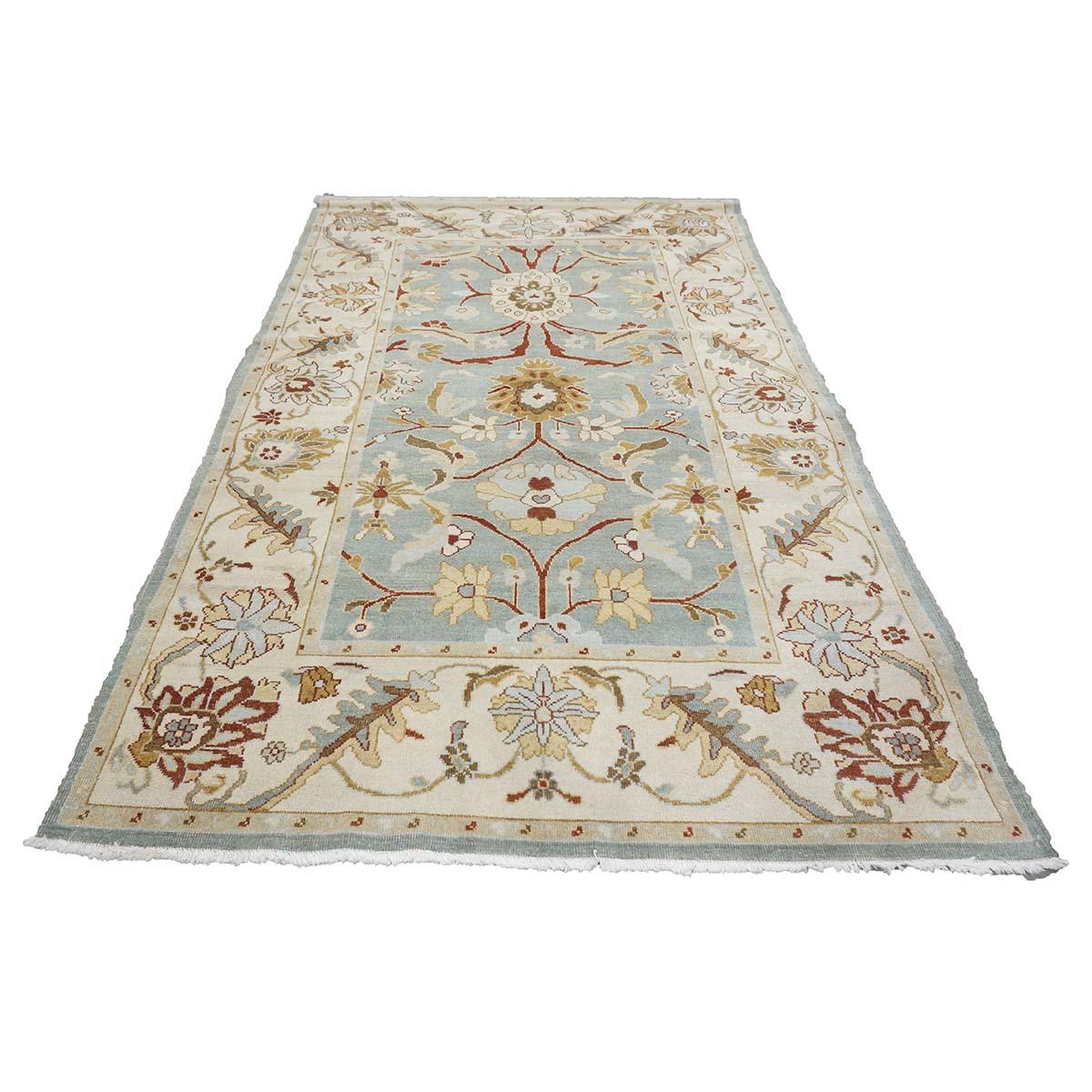  Ashly Fine Rugs presents an antique recreation of an original Persian Sultanabad. Part of our own previous production, this antique recreation was thought of and created in-house and 100% handmade in Afghanistan by master weavers. Sultanabads are