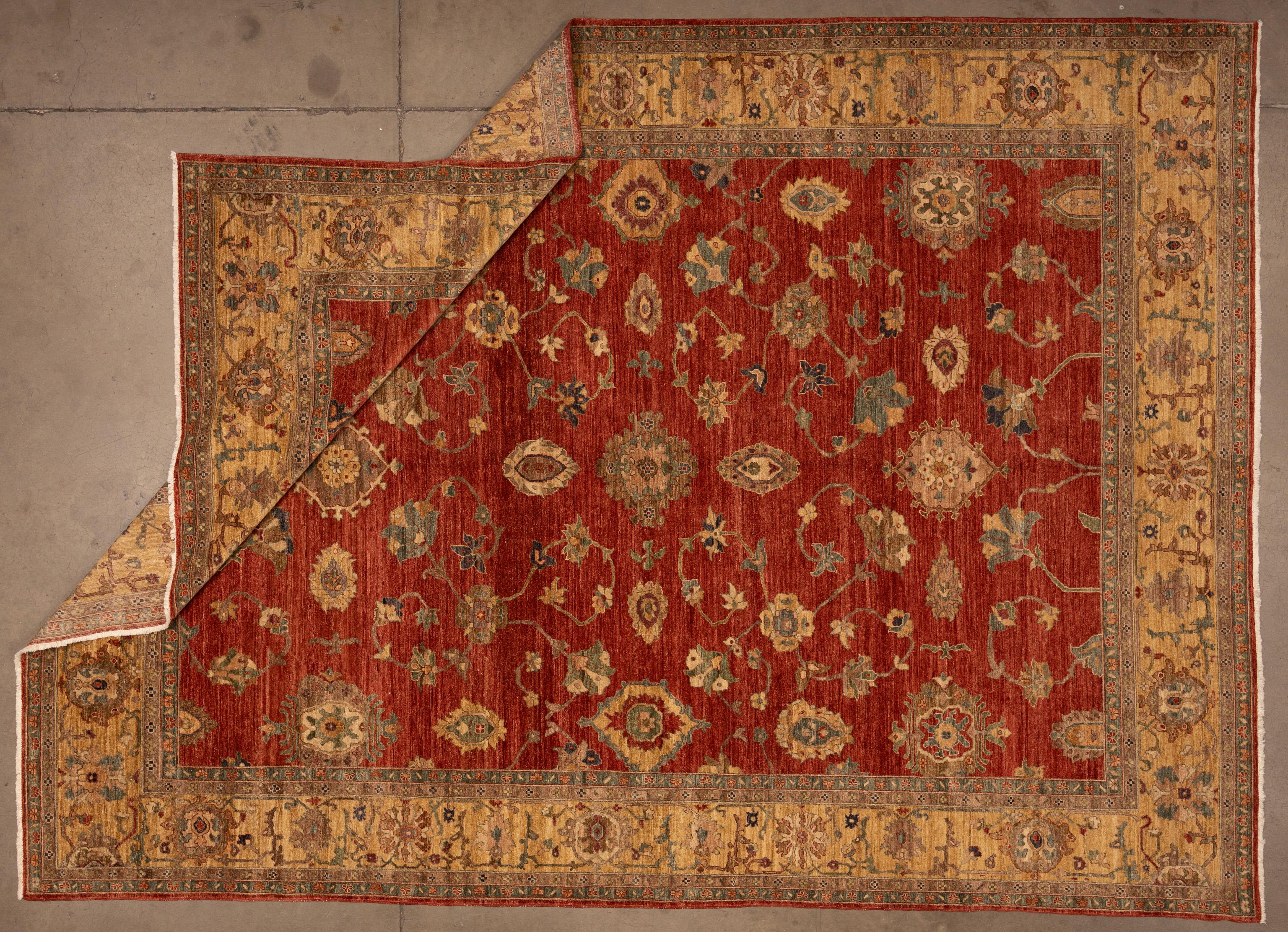 Hand-Woven 21st Century Sultanabad Rug For Sale