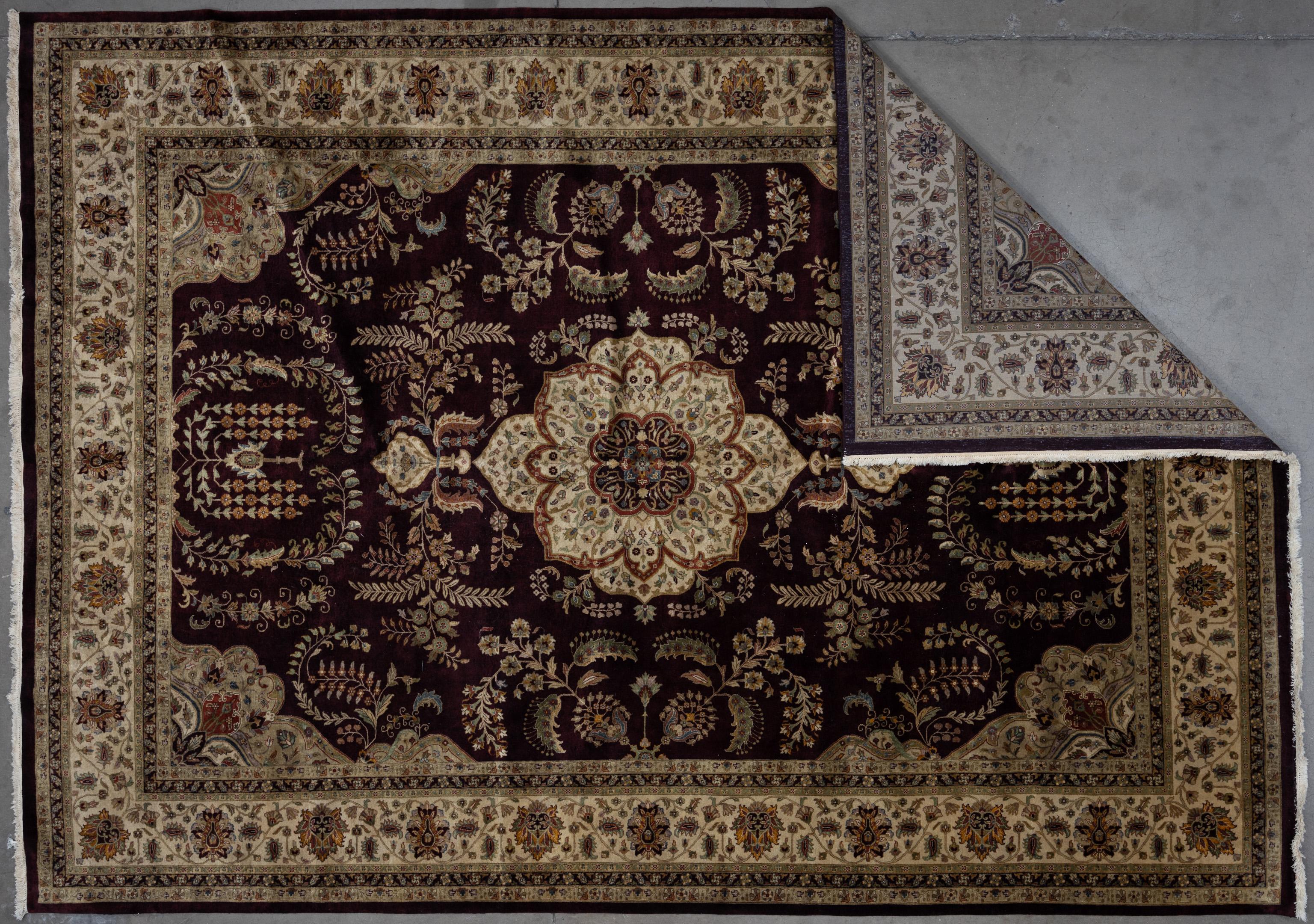 Tissé à la main Tapis de Tabriz du 21e siècle en vente