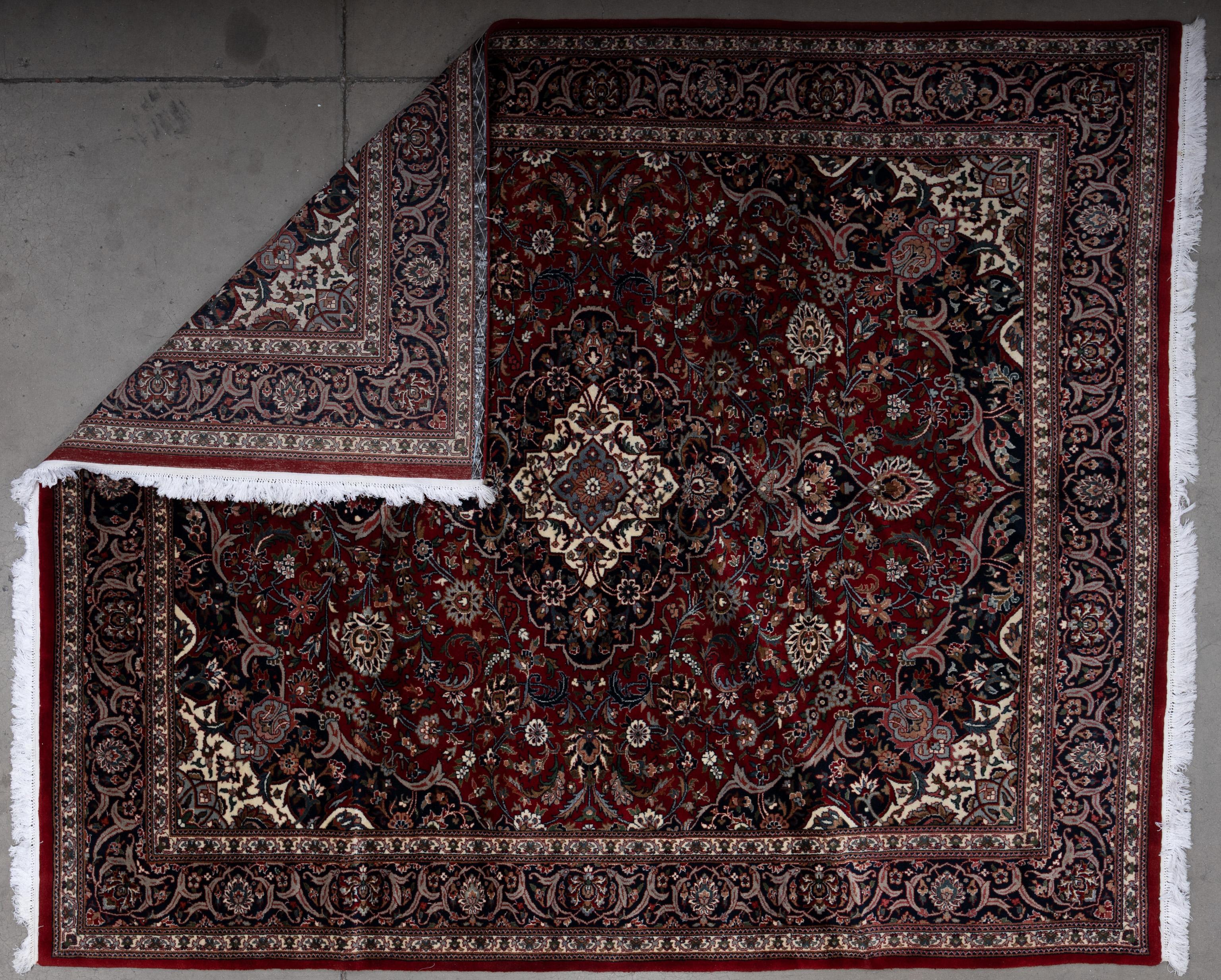 Alfombra Tabriz del siglo XXI Tejido a mano en venta
