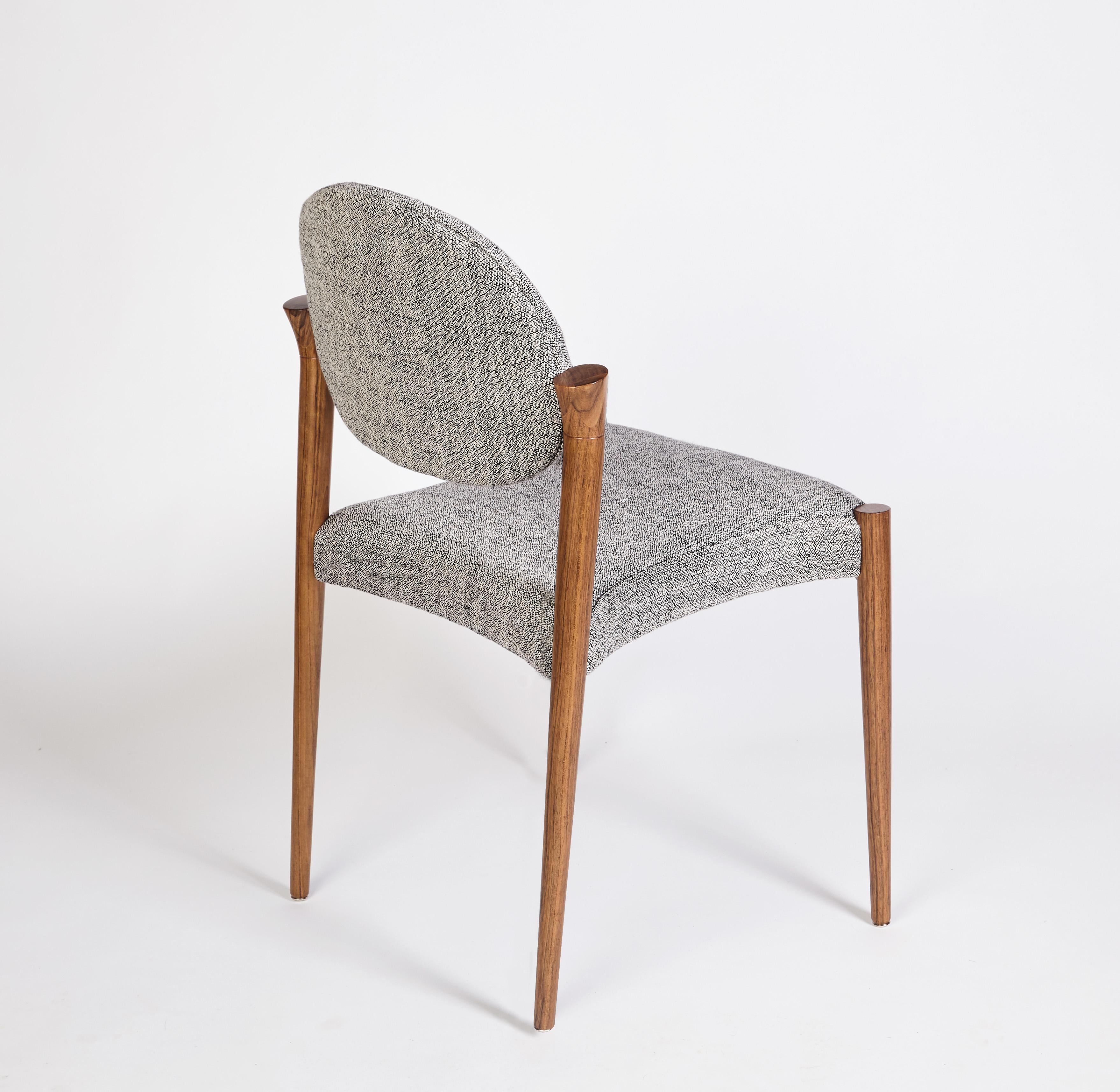 Petite chaise Tanoco du 21e siècle, en Satin Mutenye Wood, par Duistt Neuf - En vente à Leça da Palmeira, PT