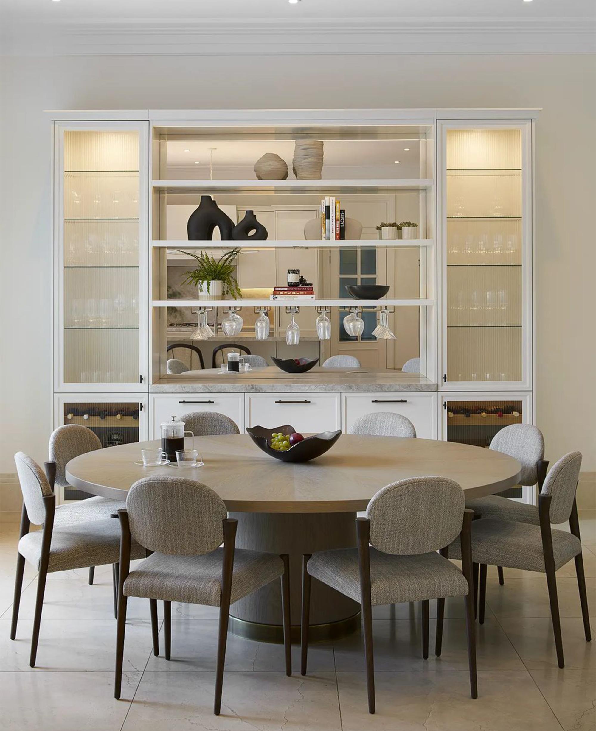 Tanoco Kleiner Stuhl, 21. Jahrhundert, Satiniertes Mutenye-Holz, von Duistt im Angebot 1