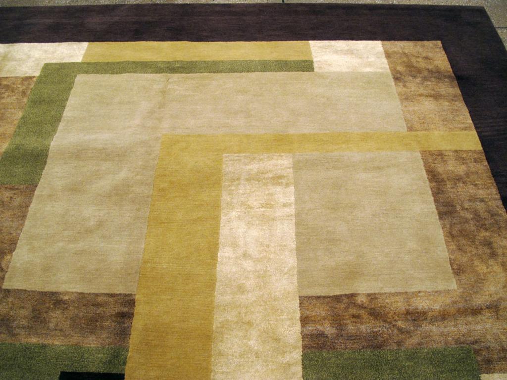 21st Century Tibetan Art Deco Square Large Room Size Carpet (Tibetisch) im Angebot