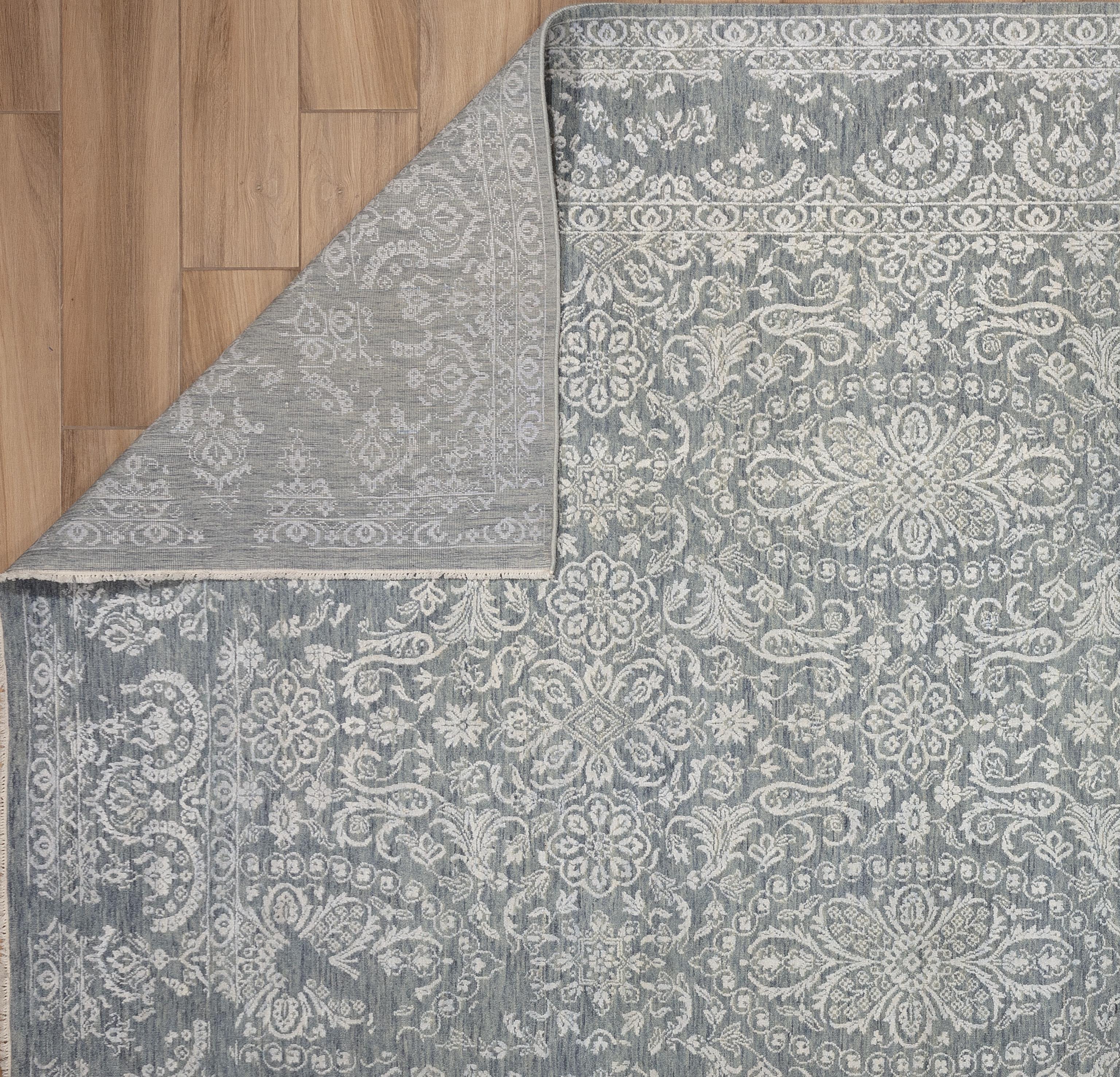 Tapis traditionnel du 21e siècle Neuf - En vente à Paradise Valley, AZ