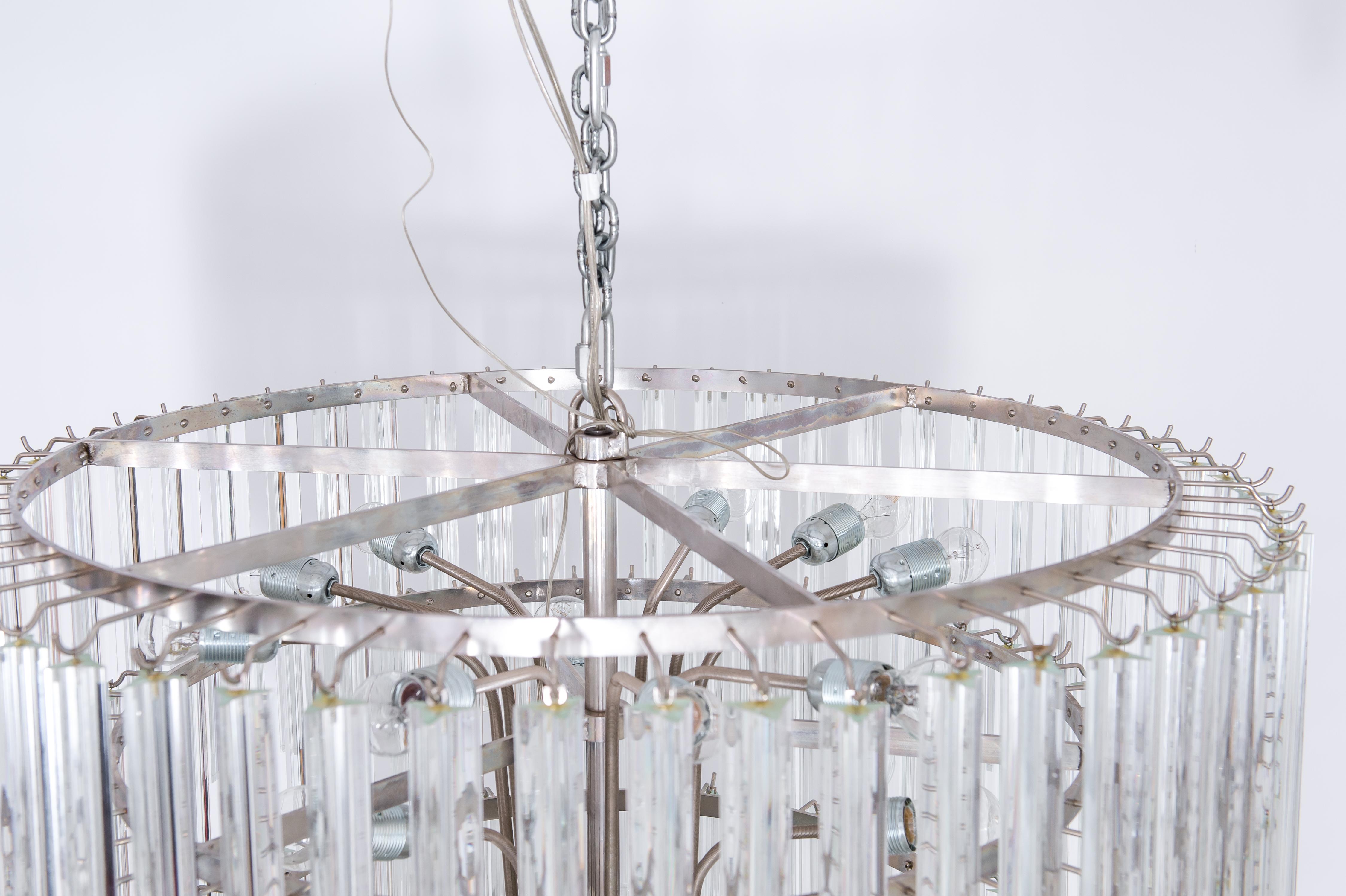 Transparenter Kegel-Kronleuchter aus Muranoglas des 21. Jahrhunderts, hergestellt in Venedig im Angebot 5