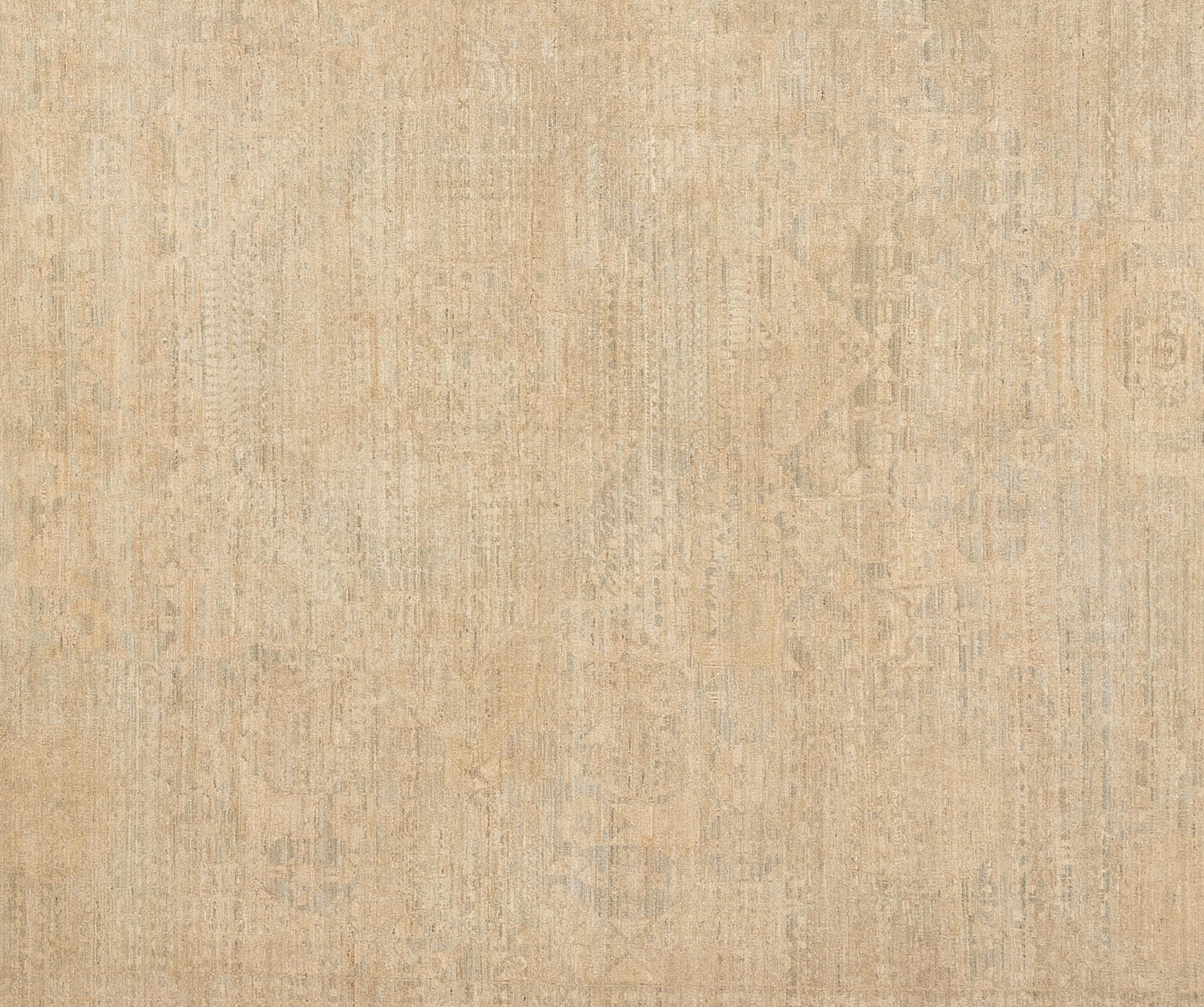 Entrez dans le royaume du luxe moderne avec ce tapis Tabriz/Tribal, une fusion d'art et d'innovation. Conçu avec des lignes épurées et des motifs géométriques audacieux, il ajoute une touche de sophistication à tout espace. Fabriquée à partir de
