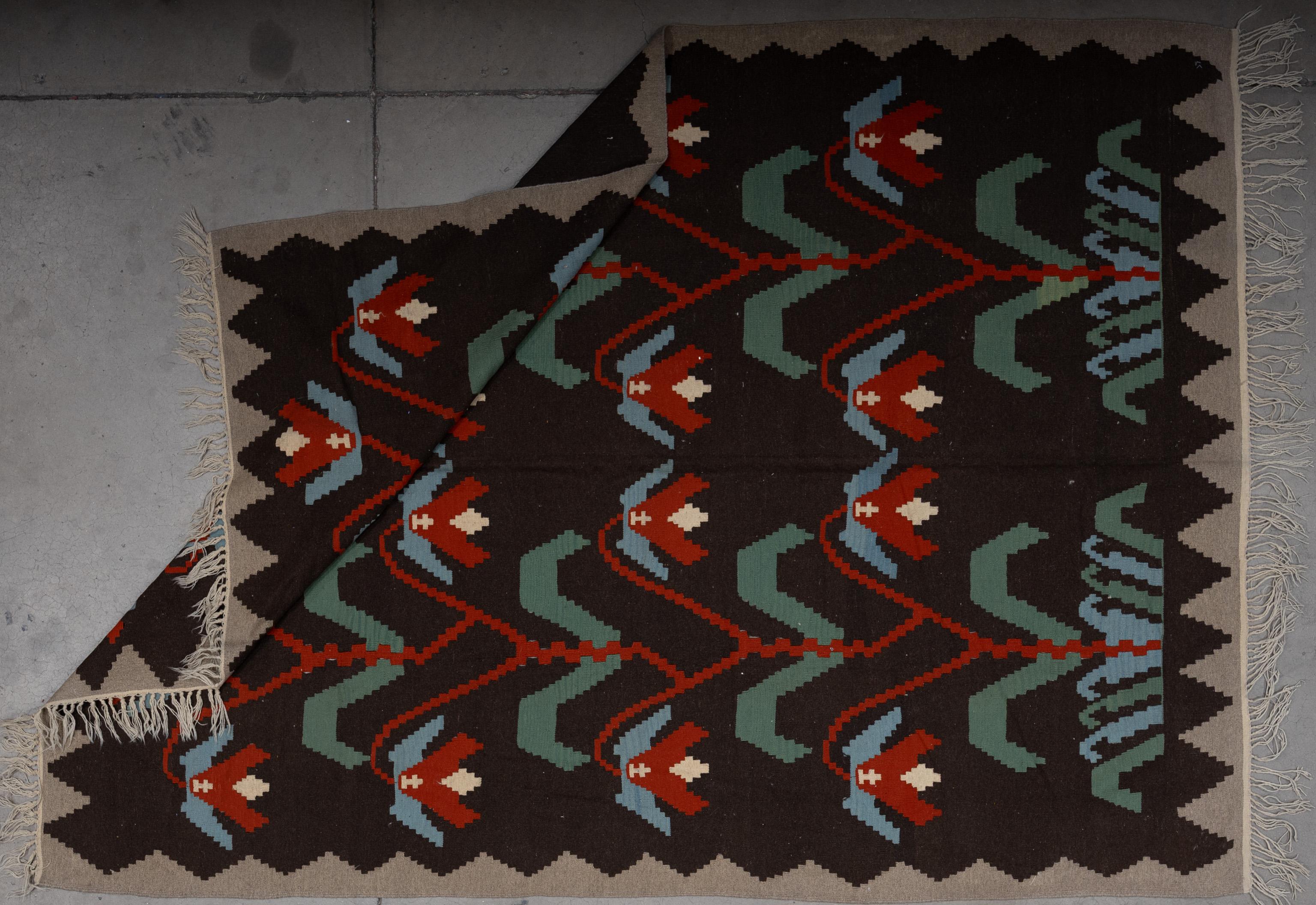Stammes-Kilim des 21. Jahrhunderts (Türkisch) im Angebot