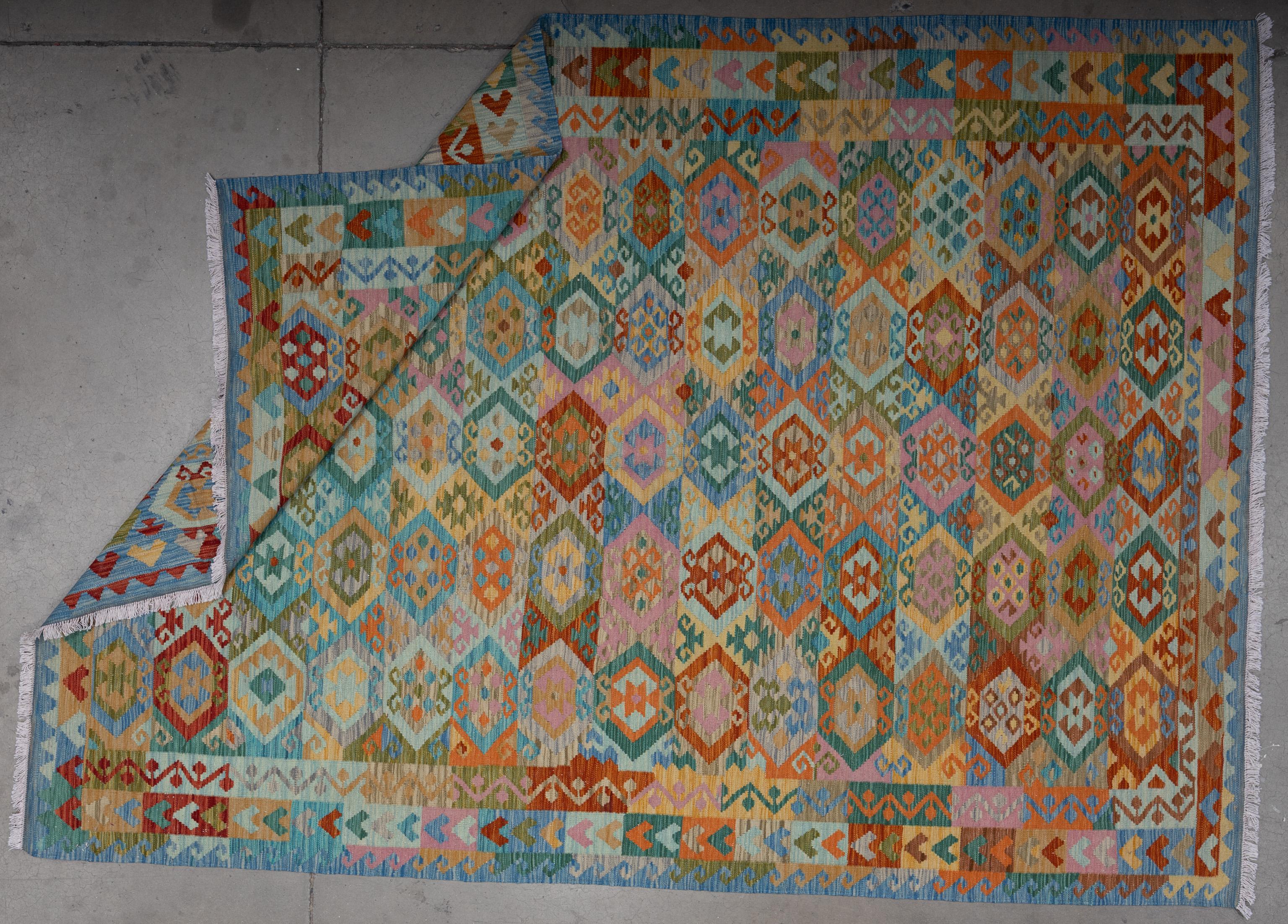Stammes-Kilim des 21. Jahrhunderts (Pakistanisch) im Angebot