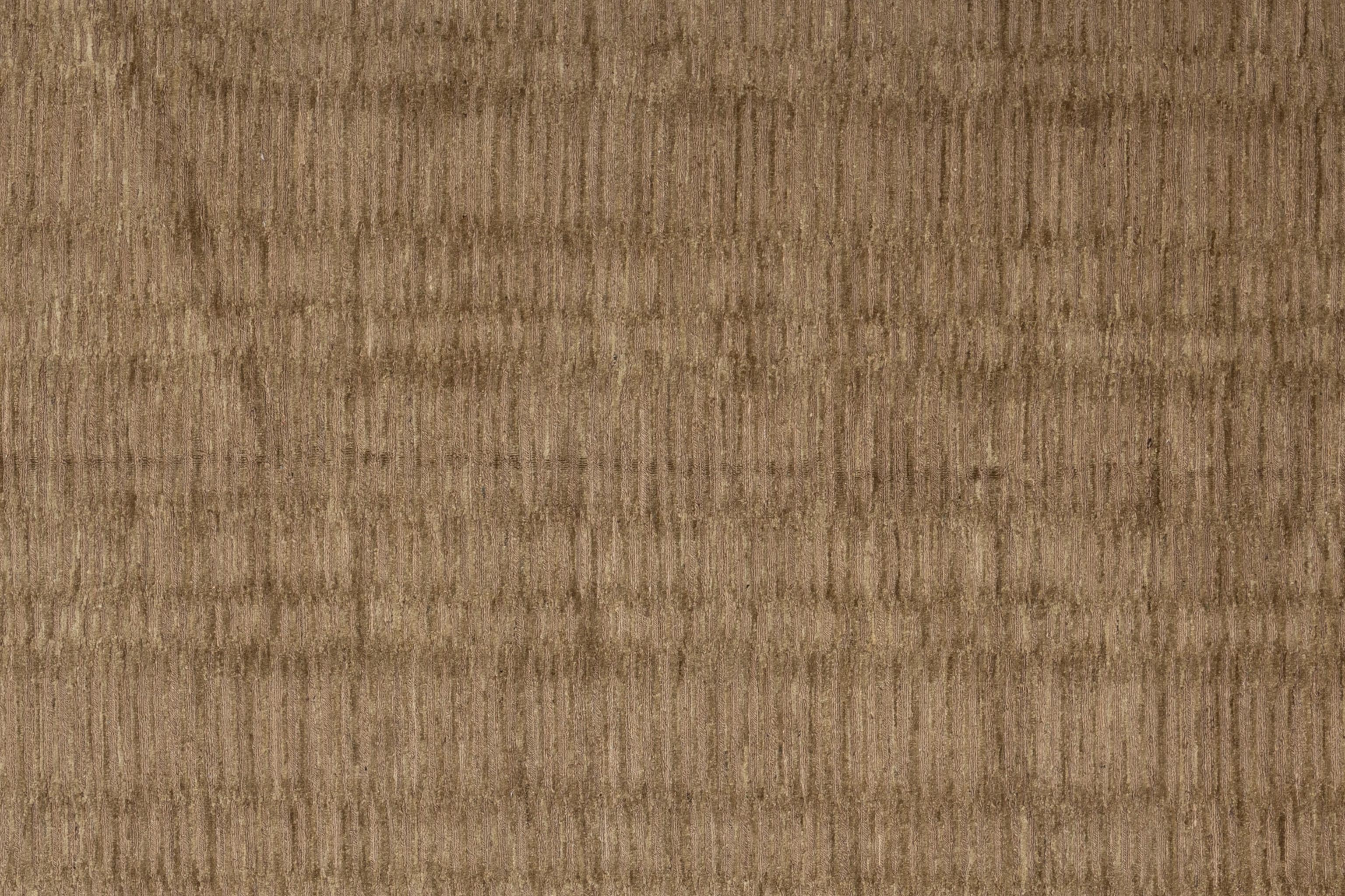 Ce tapis tribal n'est pas seulement un élément de décoration ; c'est une tapisserie culturelle tissée d'histoires et d'héritage. Chaque motif et dessin s'inspire de traditions anciennes et d'influences artistiques. Au-delà de son attrait visuel, ce