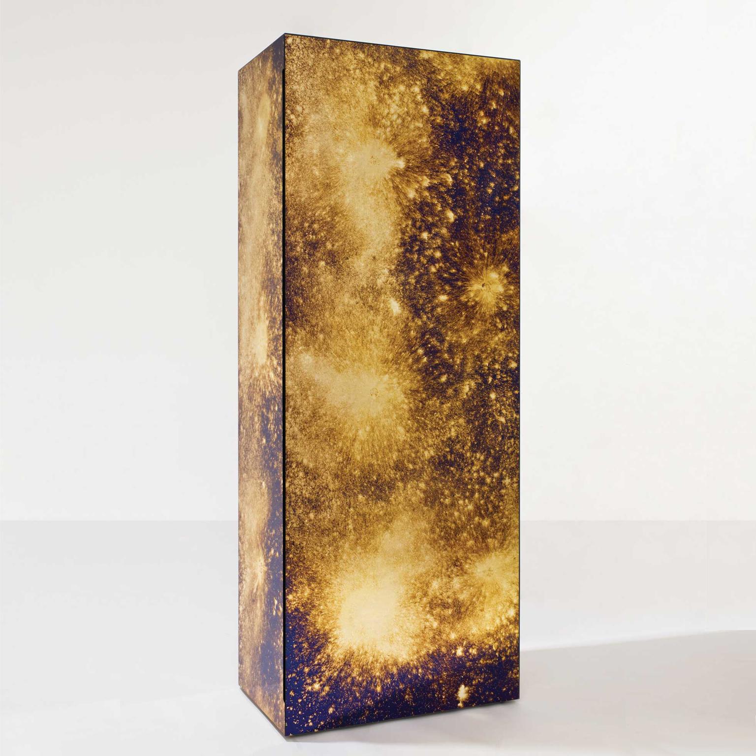 Meuble de rangement en bois triptyque du 21e siècle avec miroir antique Neuf à Milan, IT