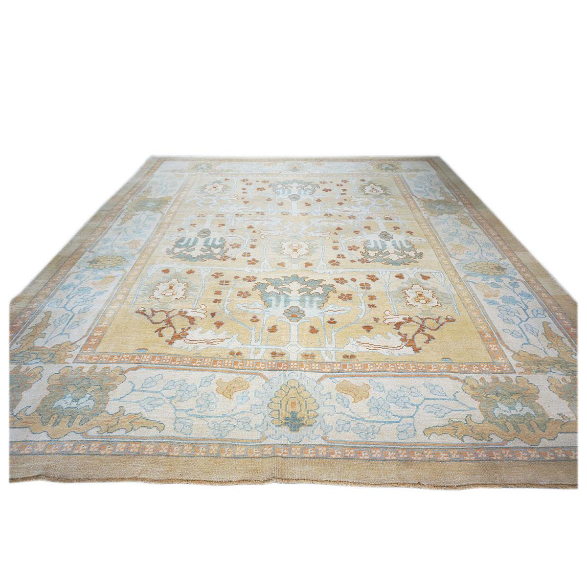 Oushak Tapis turc Donegal du 21e siècle 11x14 de couleur brun clair, bleu et ivoire en vente