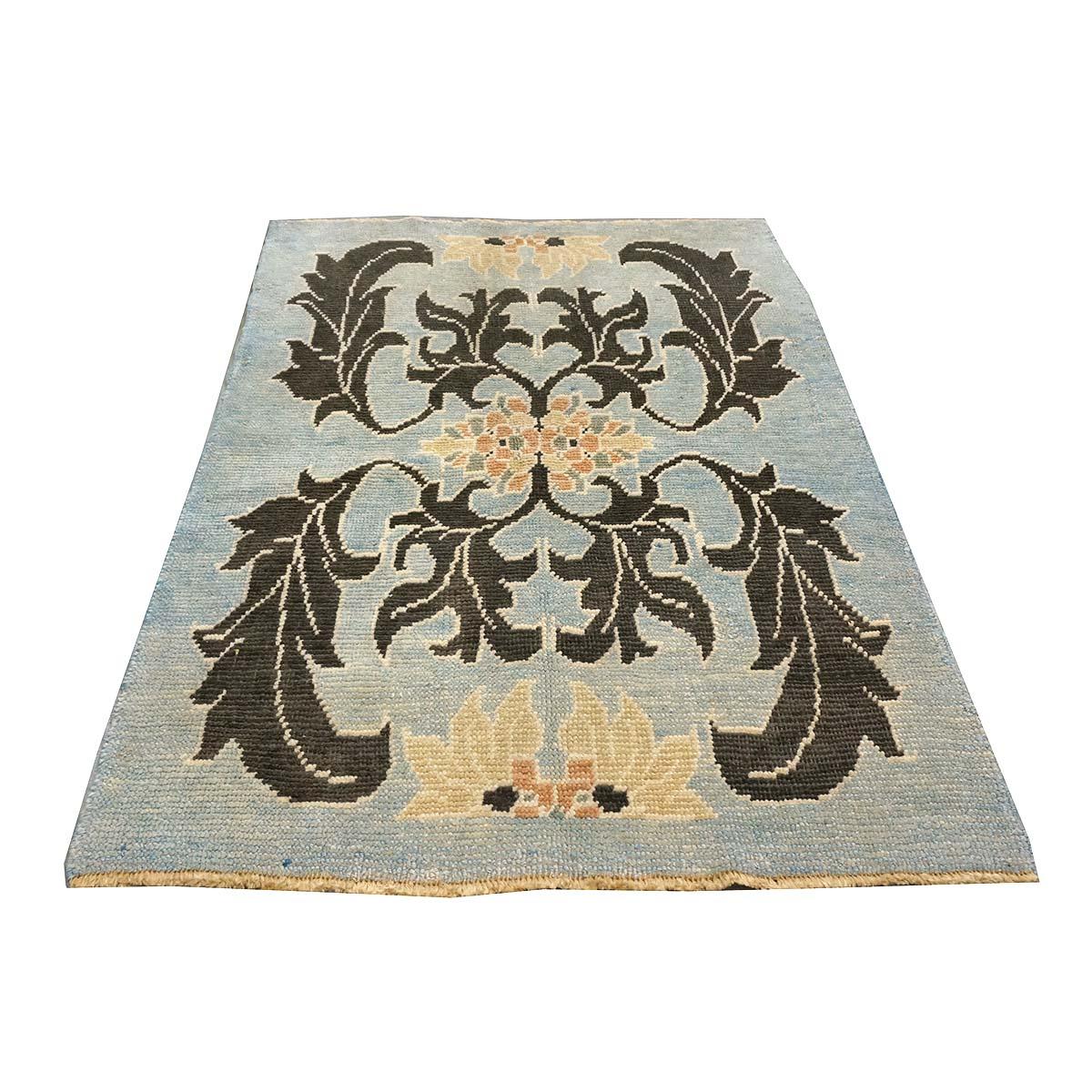  Ashly Fine Rugs presents a hand-woven recreation of an Antique Irish Donegal carpet. Created by our in-house designers and woven by the master weavers of Turkey, these rugs are made with the exact methods from which they were originally made in