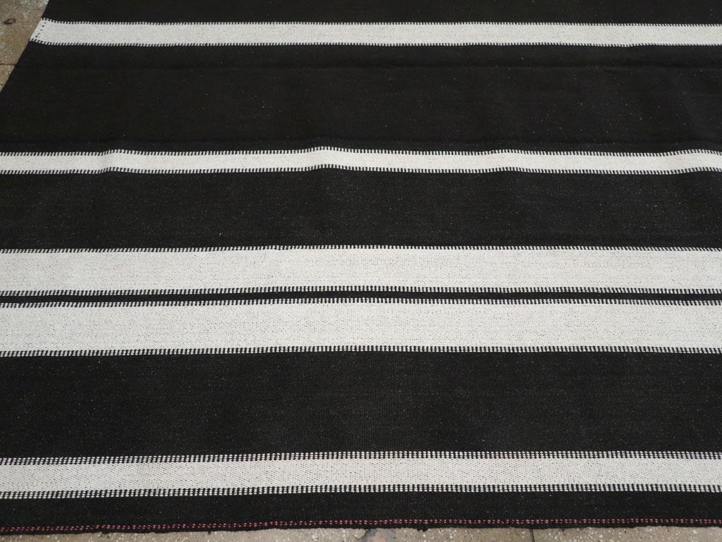 Großer türkischer Flachgewebe-Kelim-Teppich in Zimmergröße aus dem 21. Jahrhundert im Zustand „Neu“ im Angebot in New York, NY