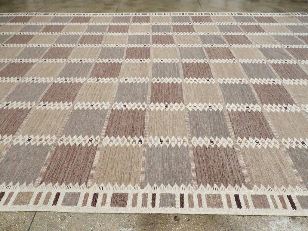 Türkischer Flachgewebe-Kilim-Teppich des 21. Jahrhunderts in Übergröße (Handgewebt) im Angebot