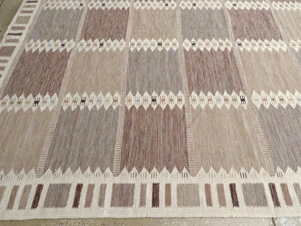 Türkischer Flachgewebe-Kilim-Teppich des 21. Jahrhunderts in Übergröße im Zustand „Neu“ im Angebot in New York, NY