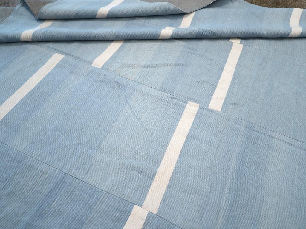 Türkischer Flachgewebe-Kilim-Teppich des 21. Jahrhunderts in Übergröße im Angebot 1