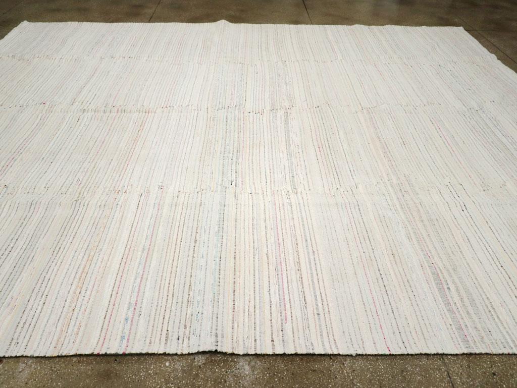 Tessuto a mano Tappeto turco a trama piatta Kilim del 21° secolo, dimensioni della stanza in vendita