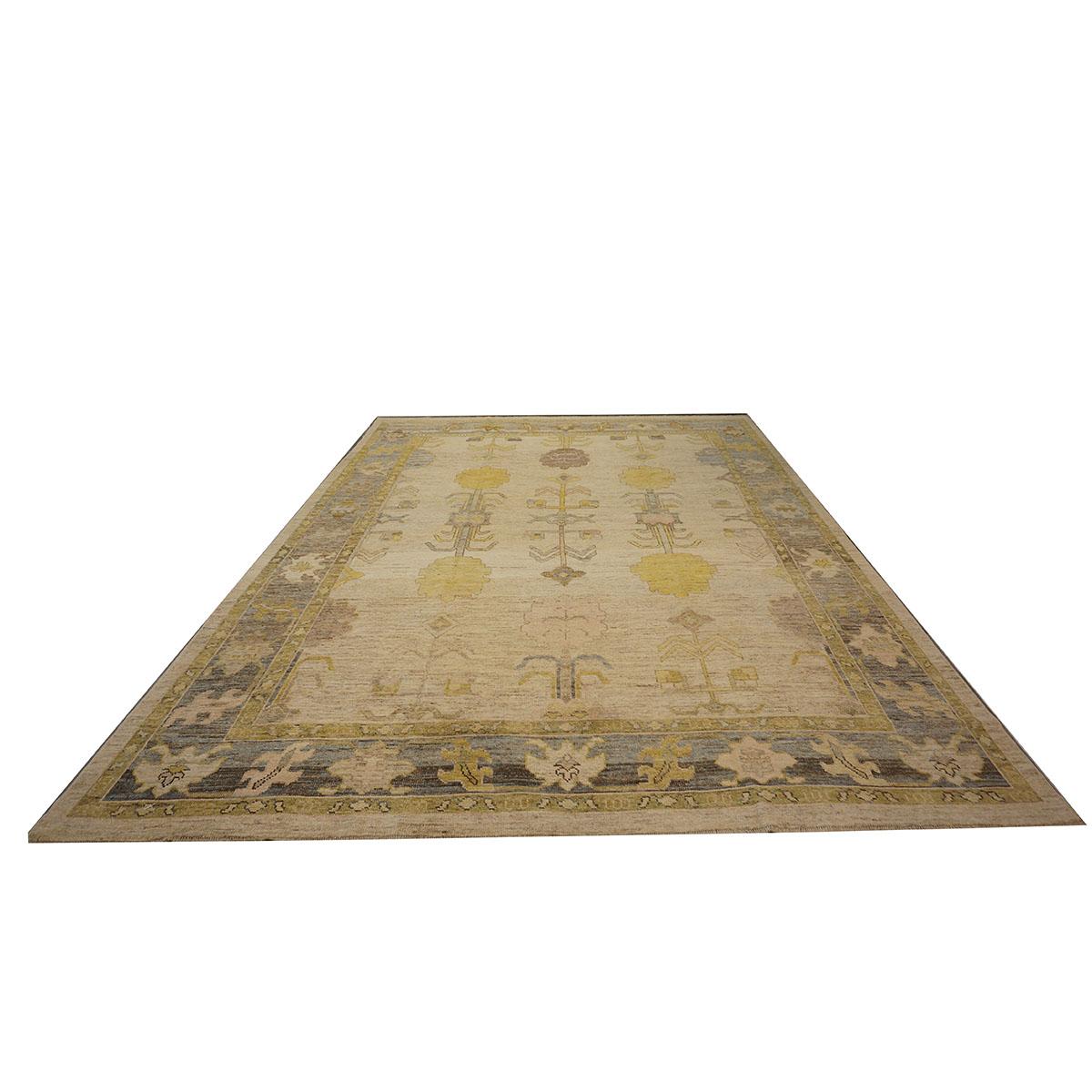 21st Century Turkish Oushak 10x13 Ivory, Grey, & Yellow Handmade Area Rug For Sale 4