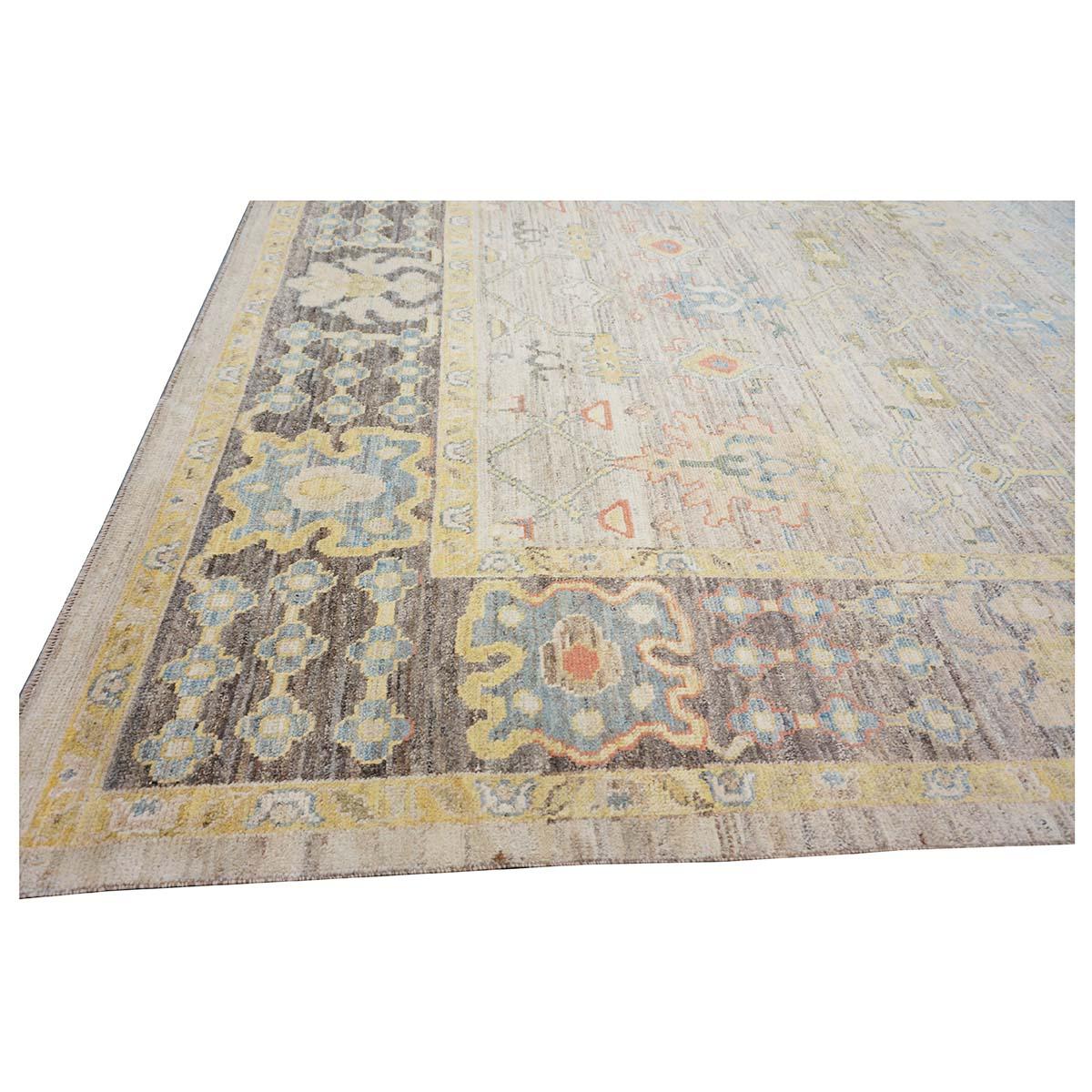 21st Century Türkisch Oushak 10X14 Elfenbein, Schiefer Blau& Khaki Handgefertigter Teppich im Zustand „Hervorragend“ im Angebot in Houston, TX